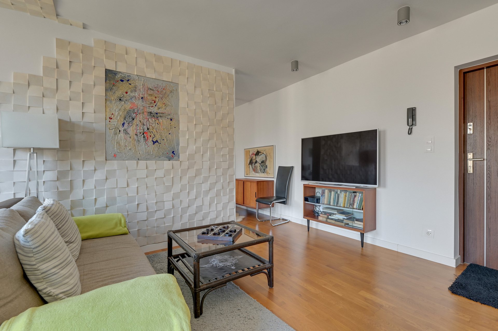 Grand Apartments