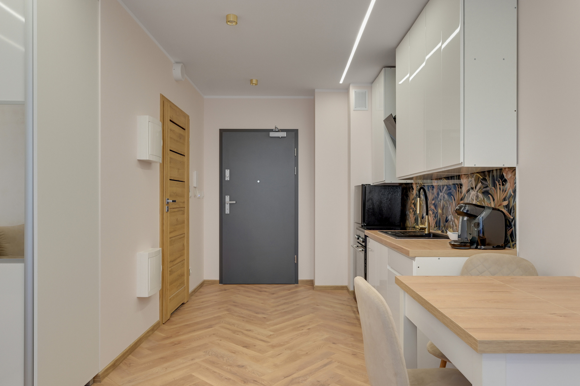 Grand Apartments