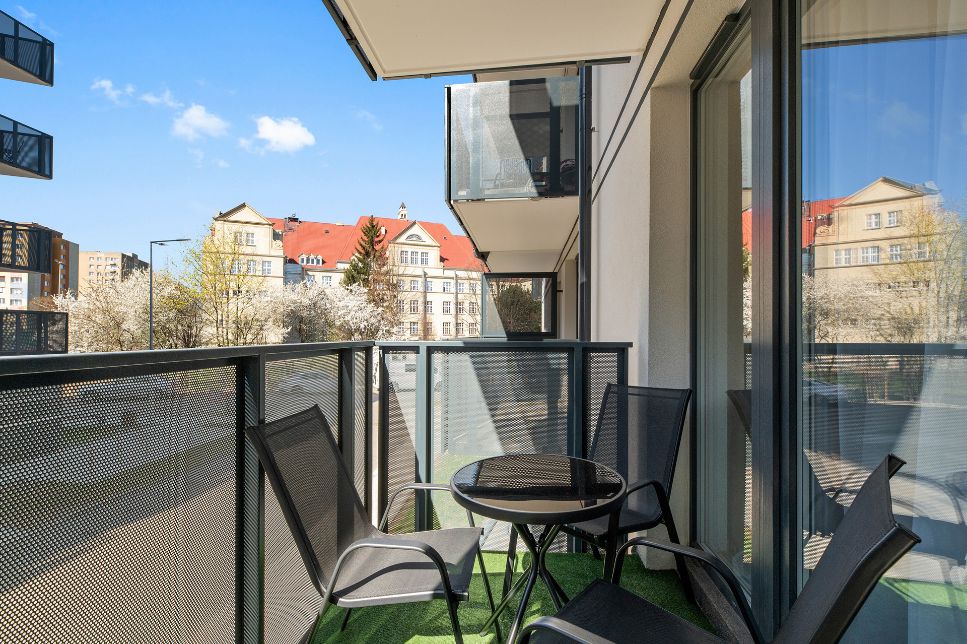 Grand Apartments