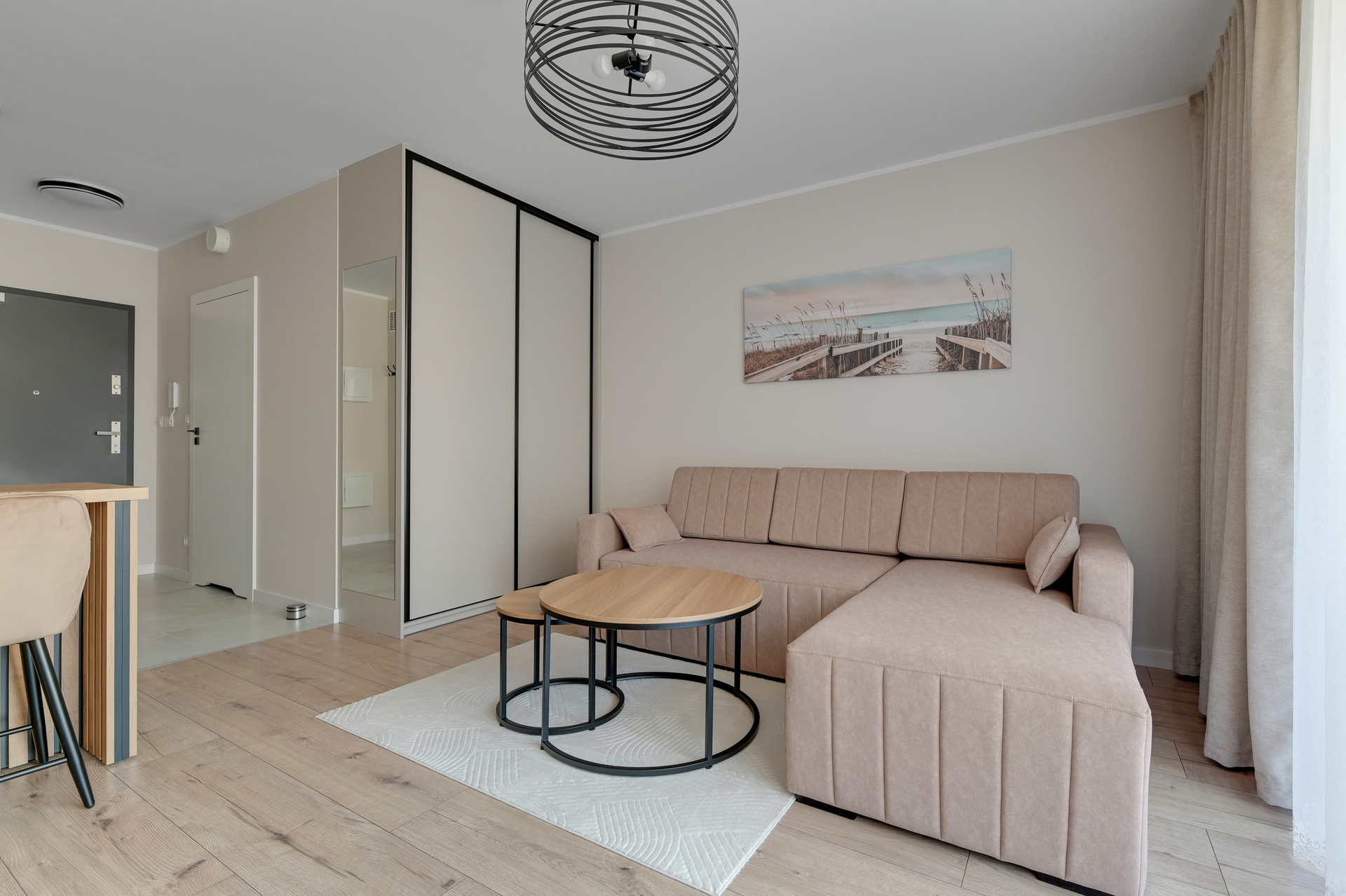 Grand Apartments