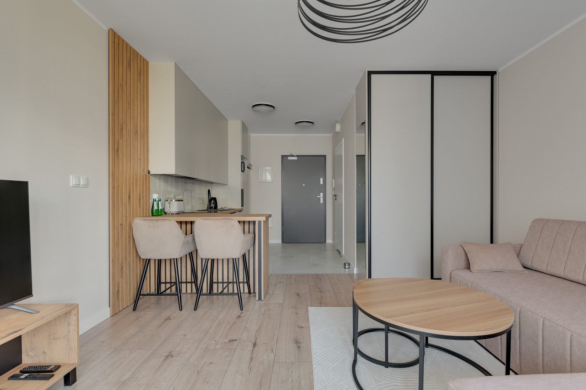 Grand Apartments