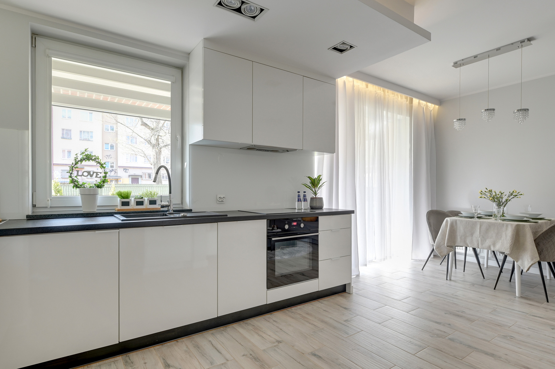 Grand Apartments