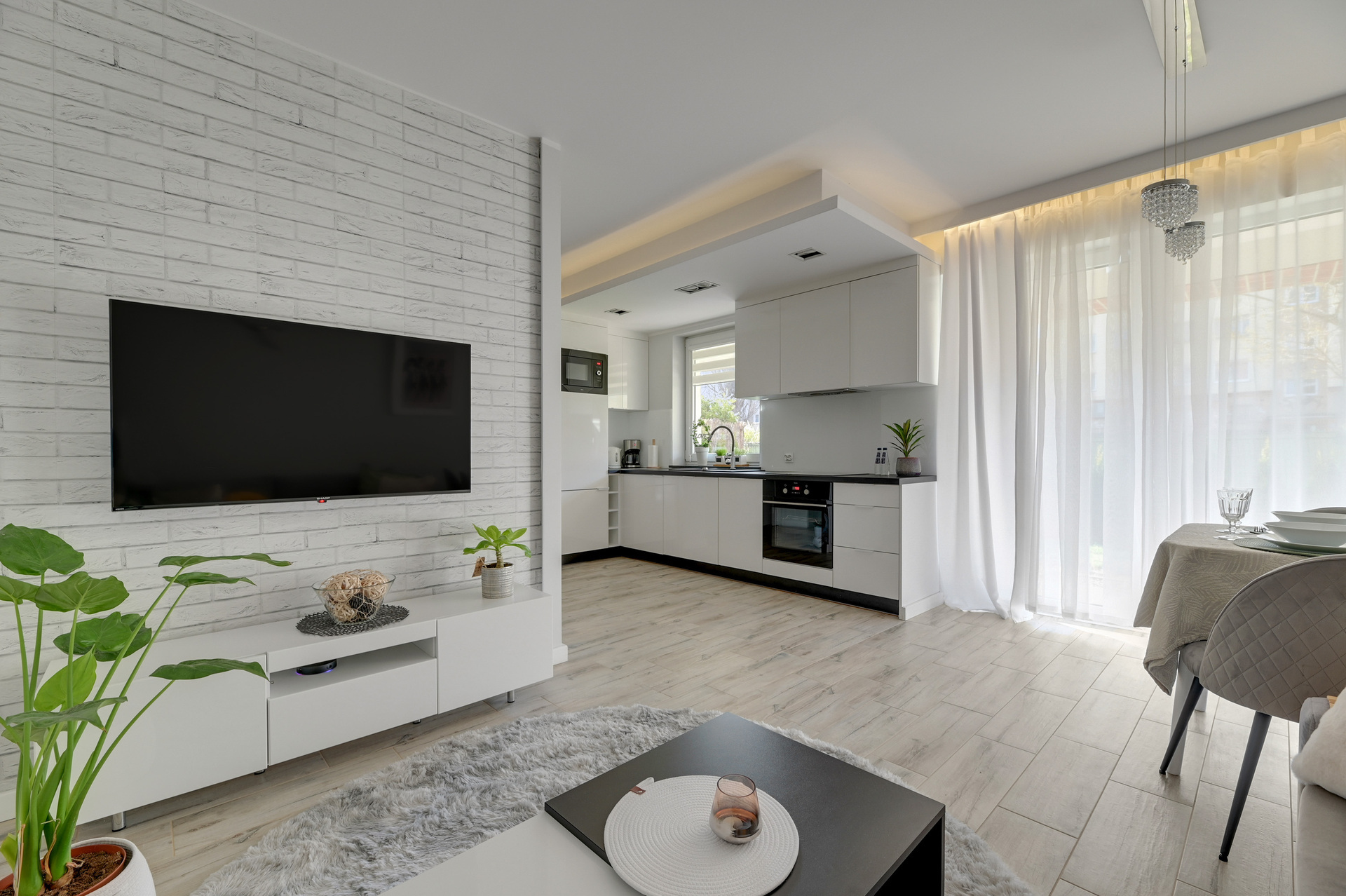 Grand Apartments