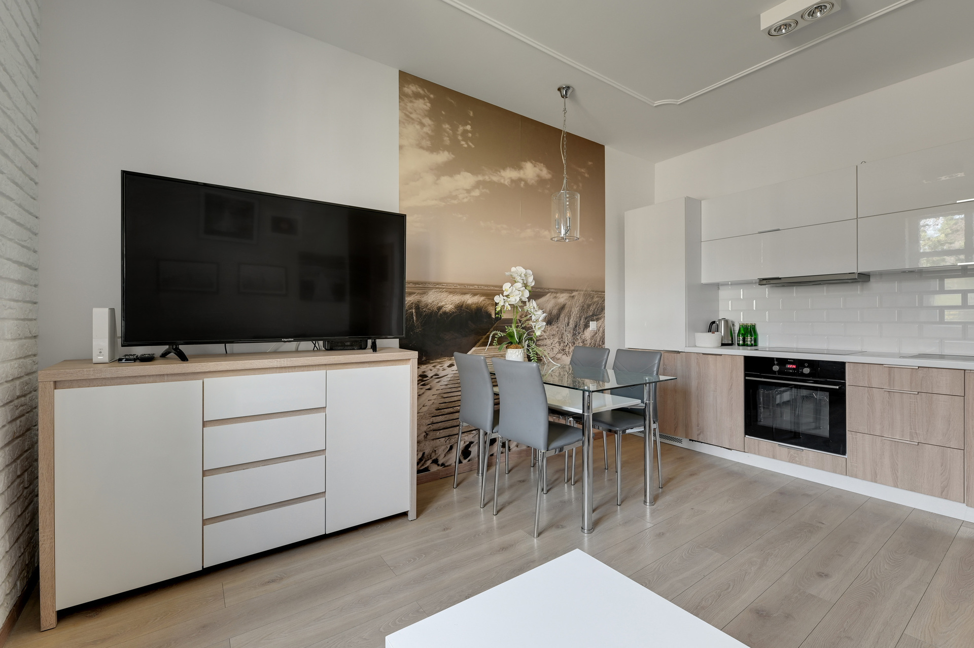 Grand Apartments