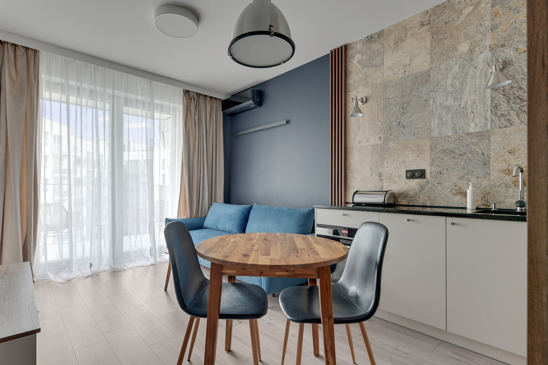 Grand Apartments