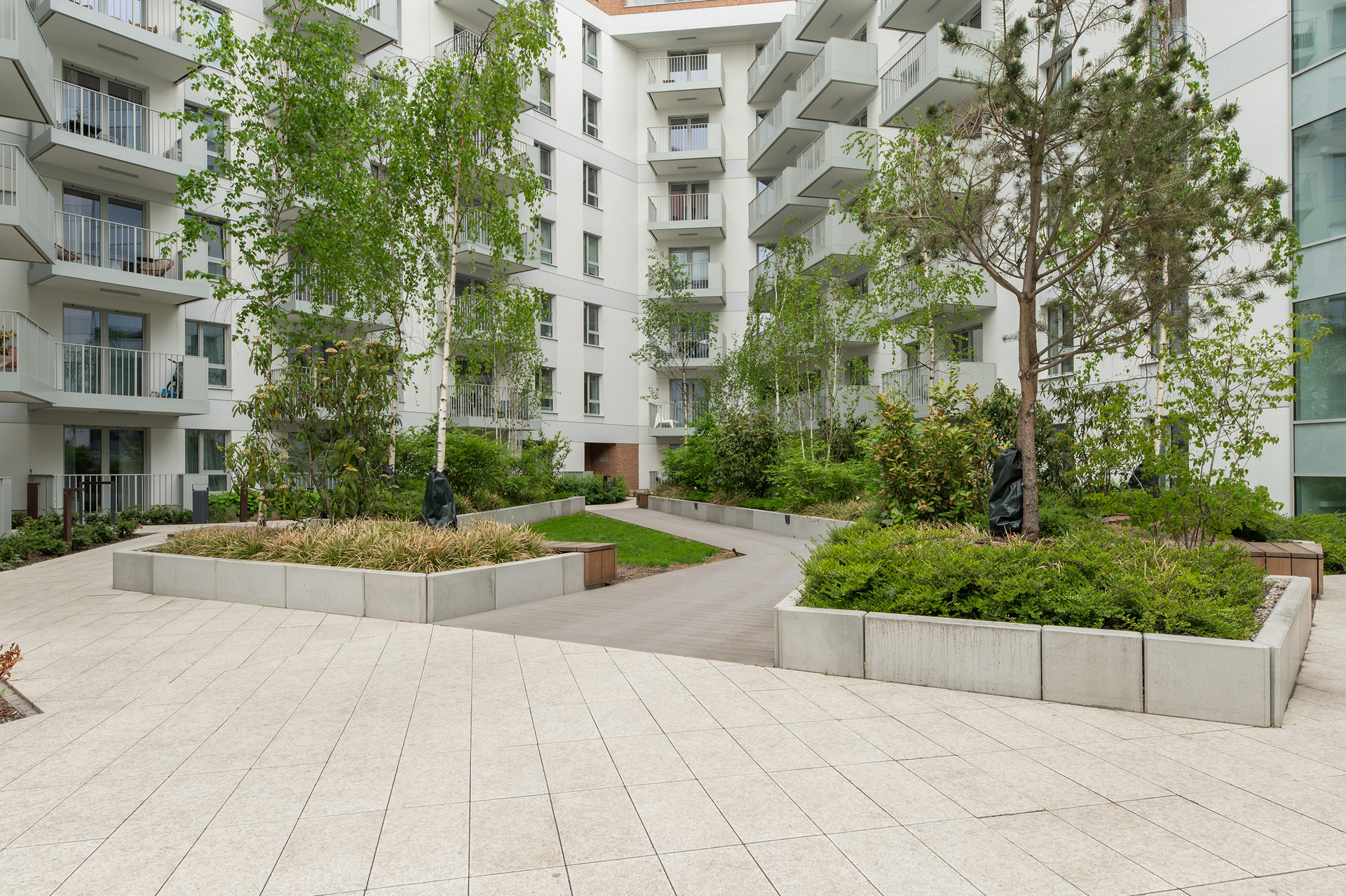 Grand Apartments