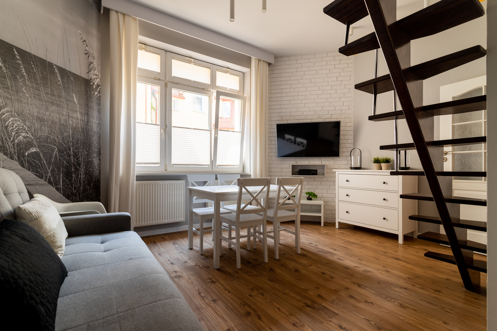 Grand Apartments