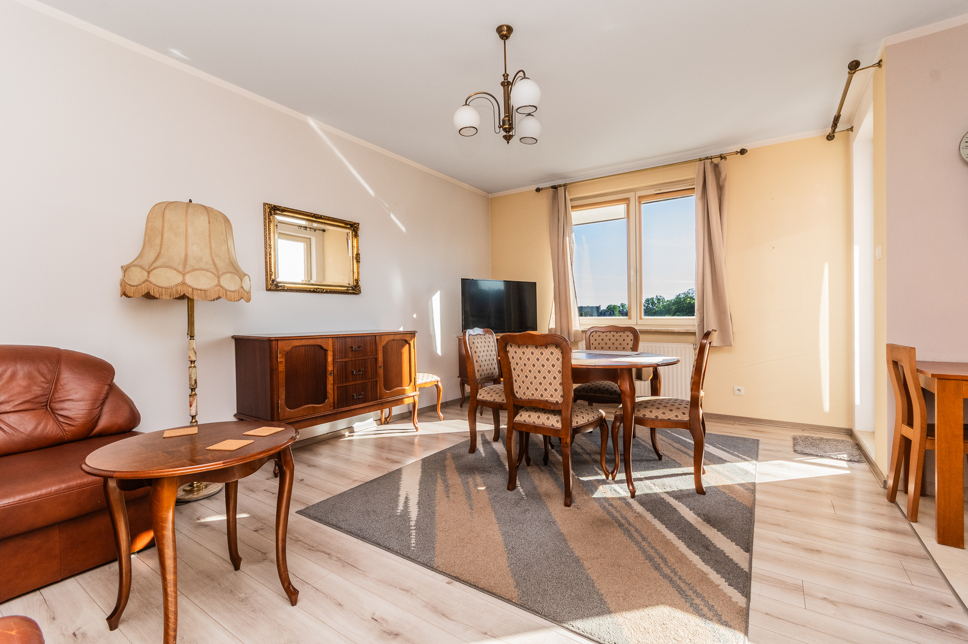 Grand Apartments