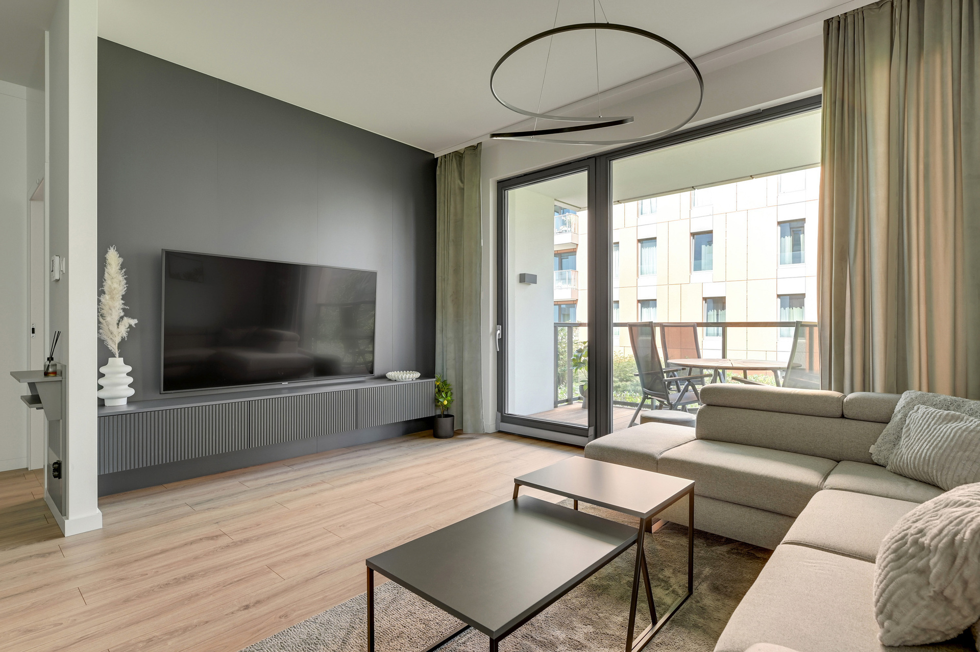 Grand Apartments