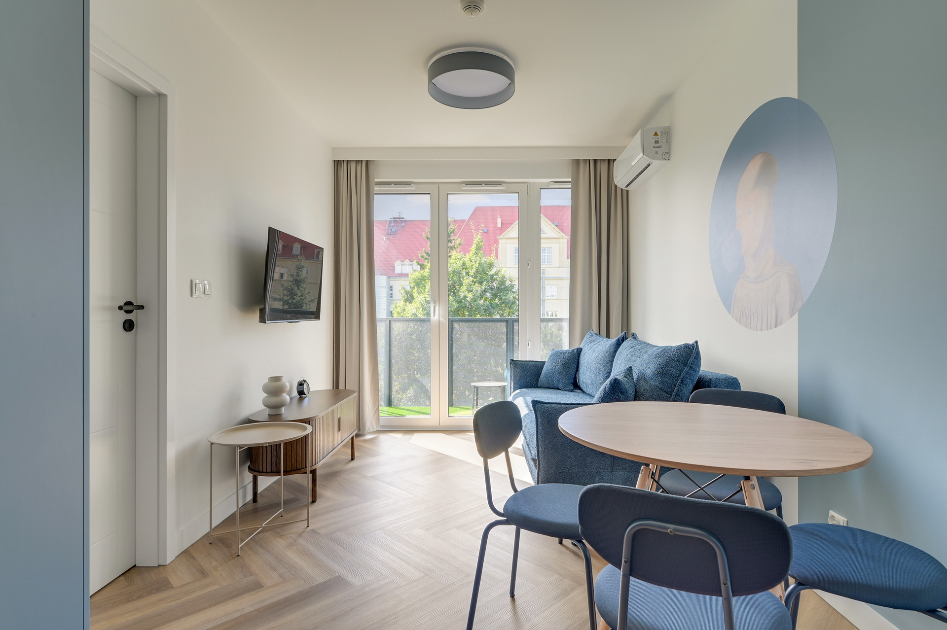 Grand Apartments