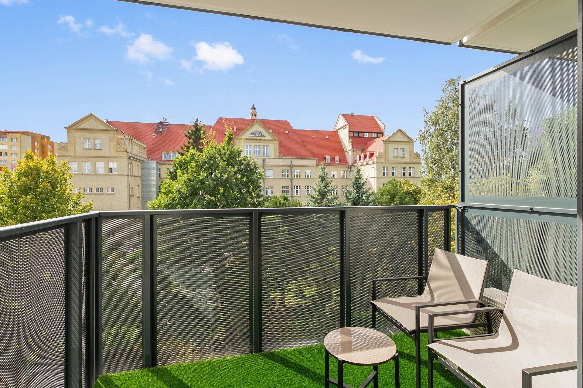 Grand Apartments