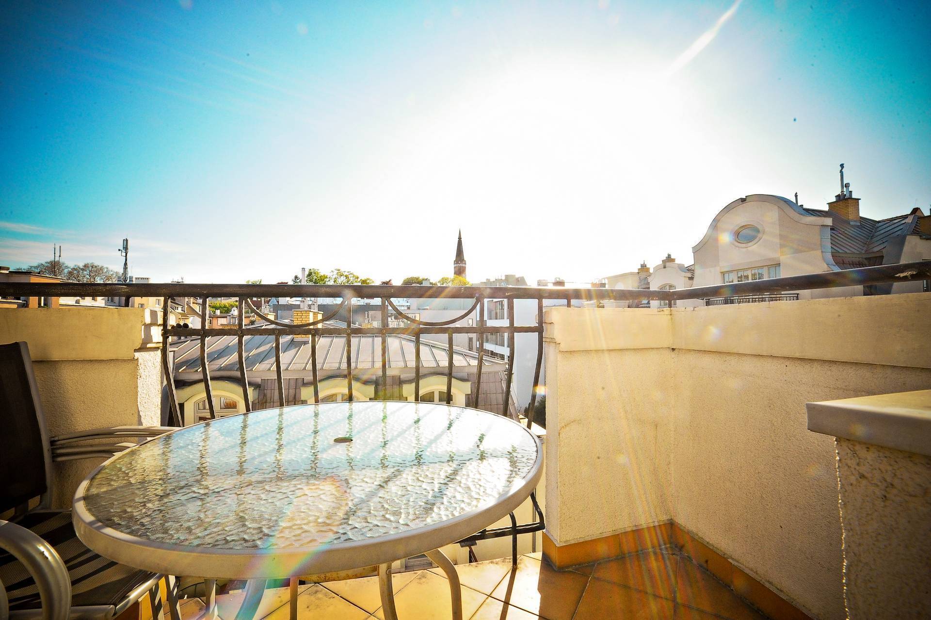 Sopot apartamenty, wynajem noclegów w Sopocie, apartamenty przy plaży, sopot noclegi, noclegi nad morzem, sopot hotel, wakacje nad morzem, noclegi nad morzem, sopot pokoje, sopot mieszkania do wynajęcia
