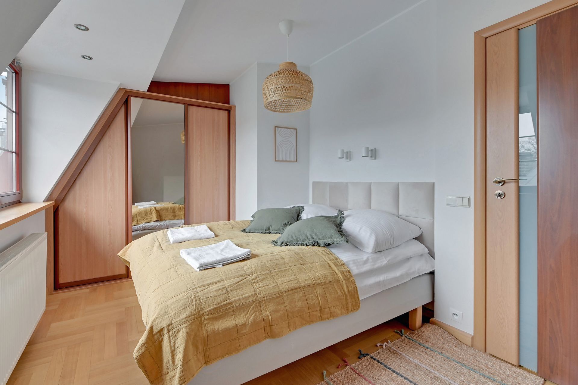 sopot apartamenty, apartamenty sopot, sopot wynajem apartamentow, hotel sopot molo, mewa