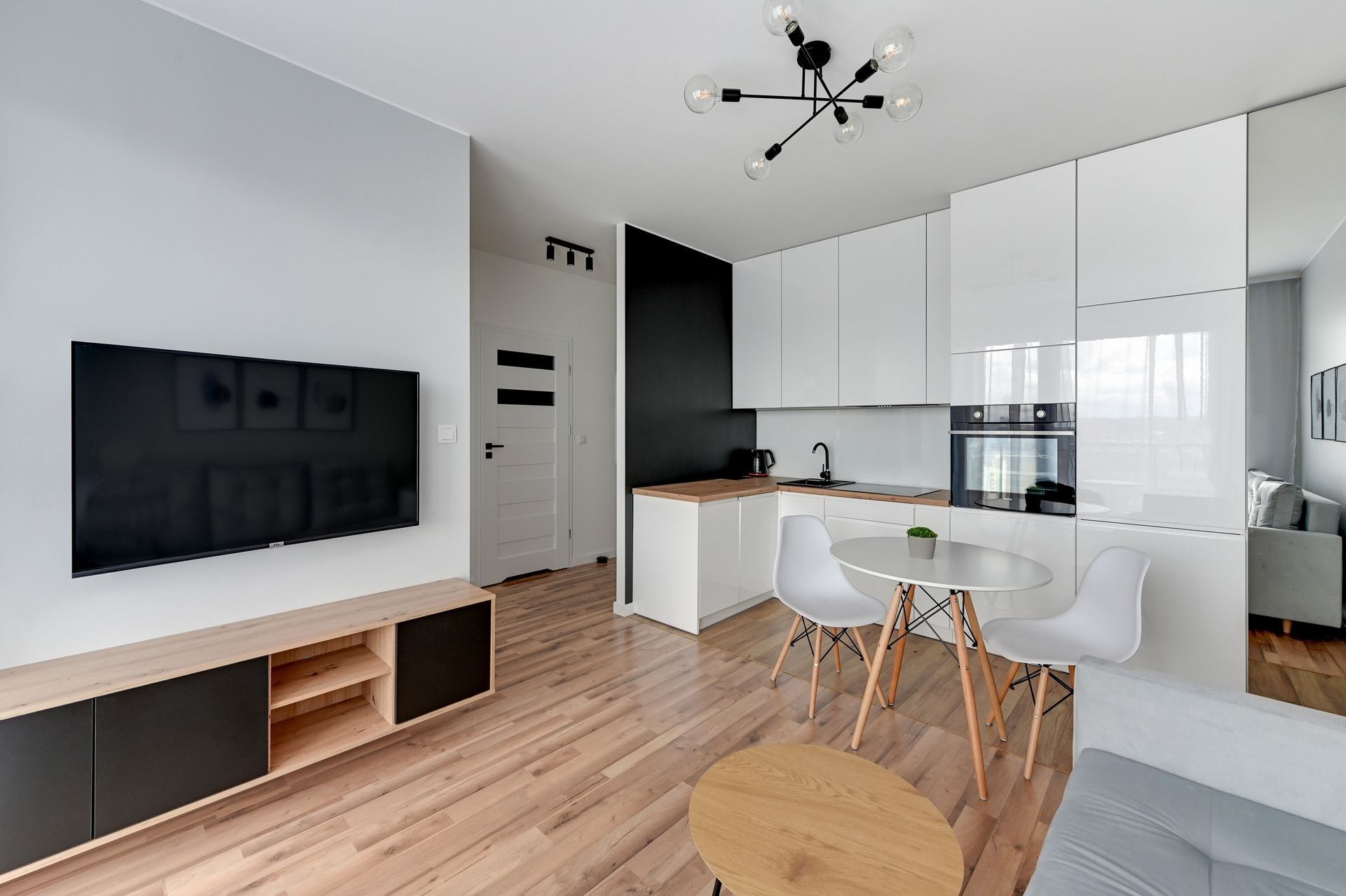 Grand Apartments