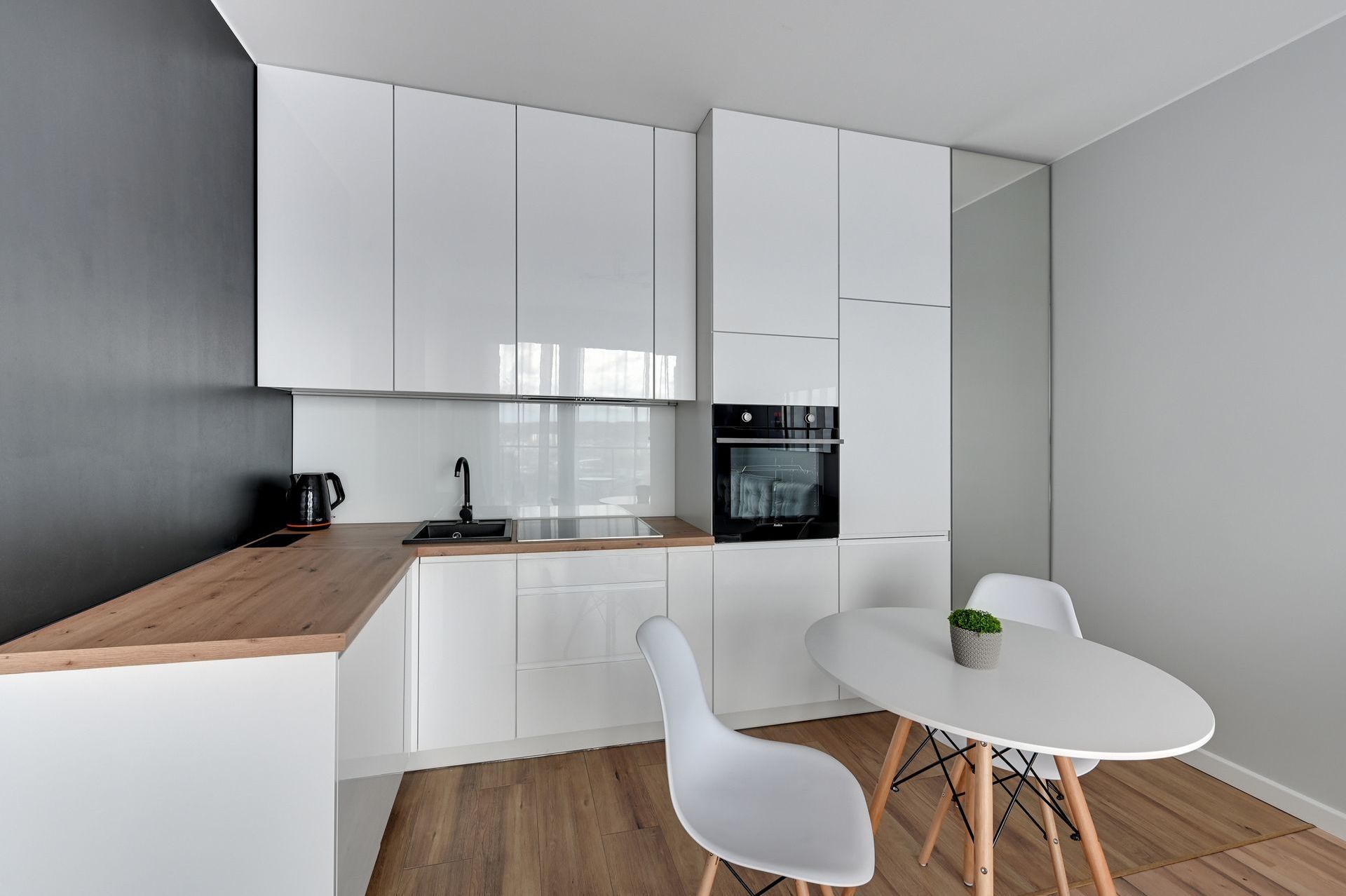 Grand Apartments