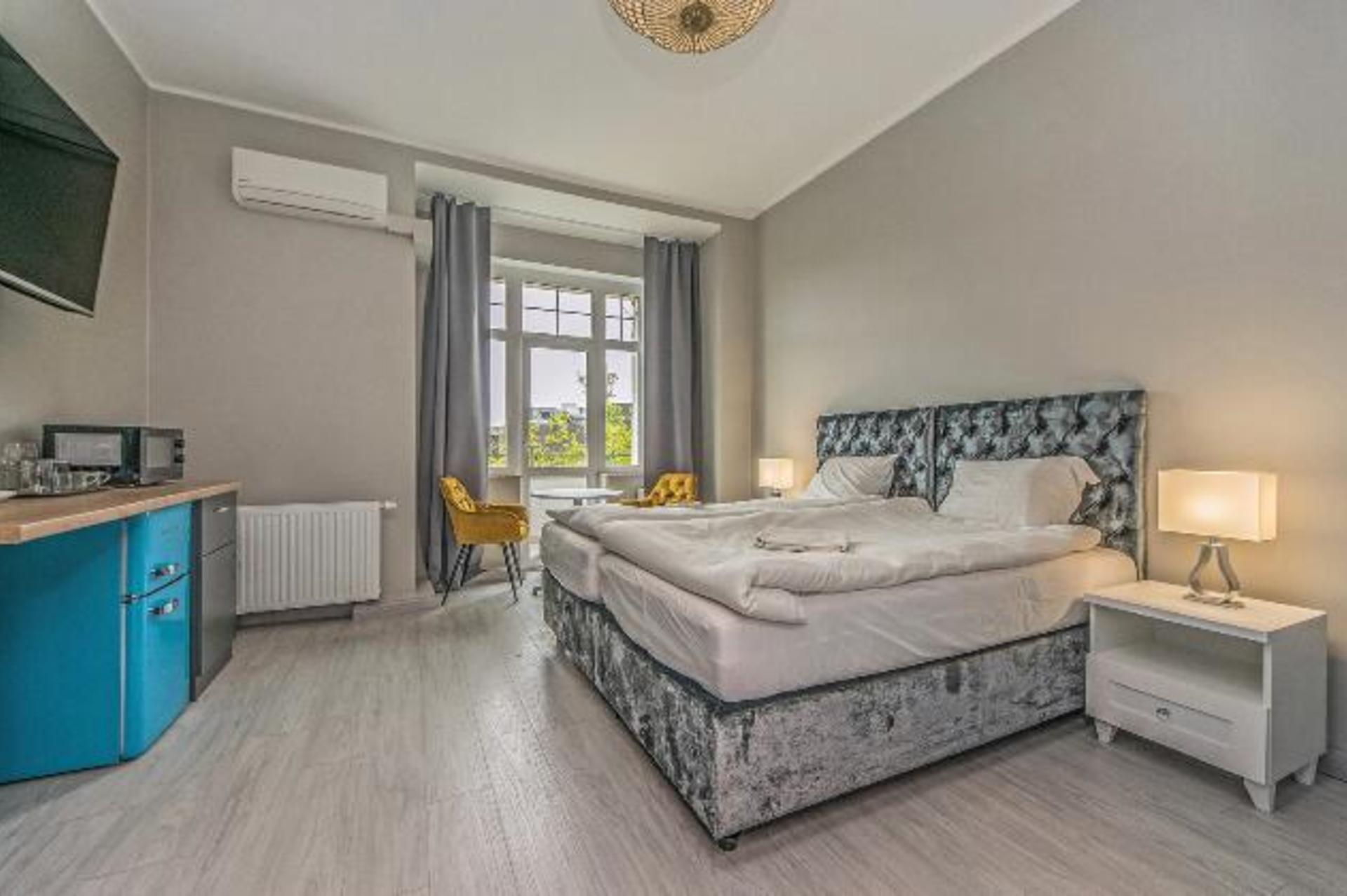 Grand Apartments