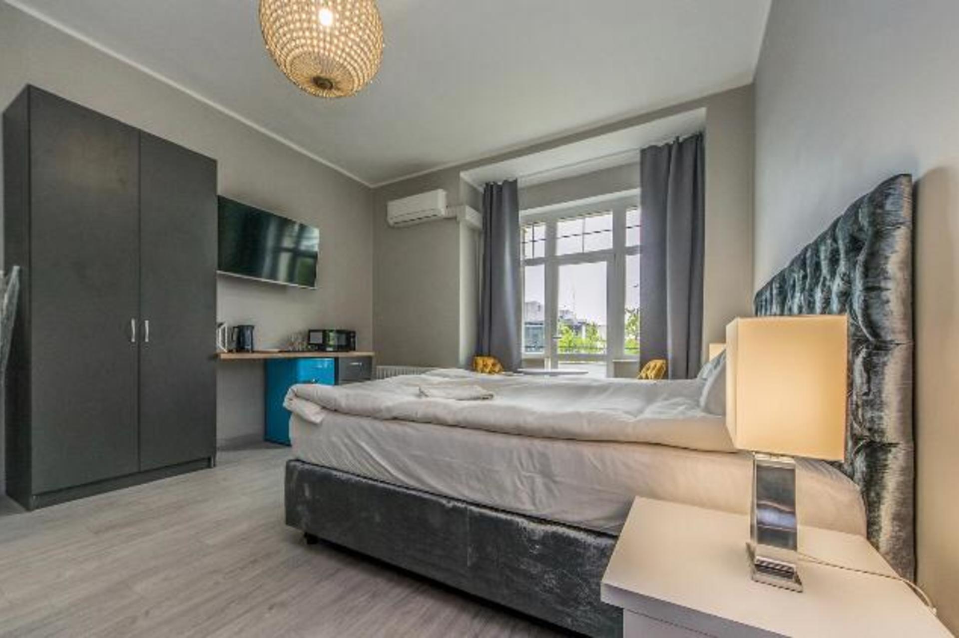 Grand Apartments
