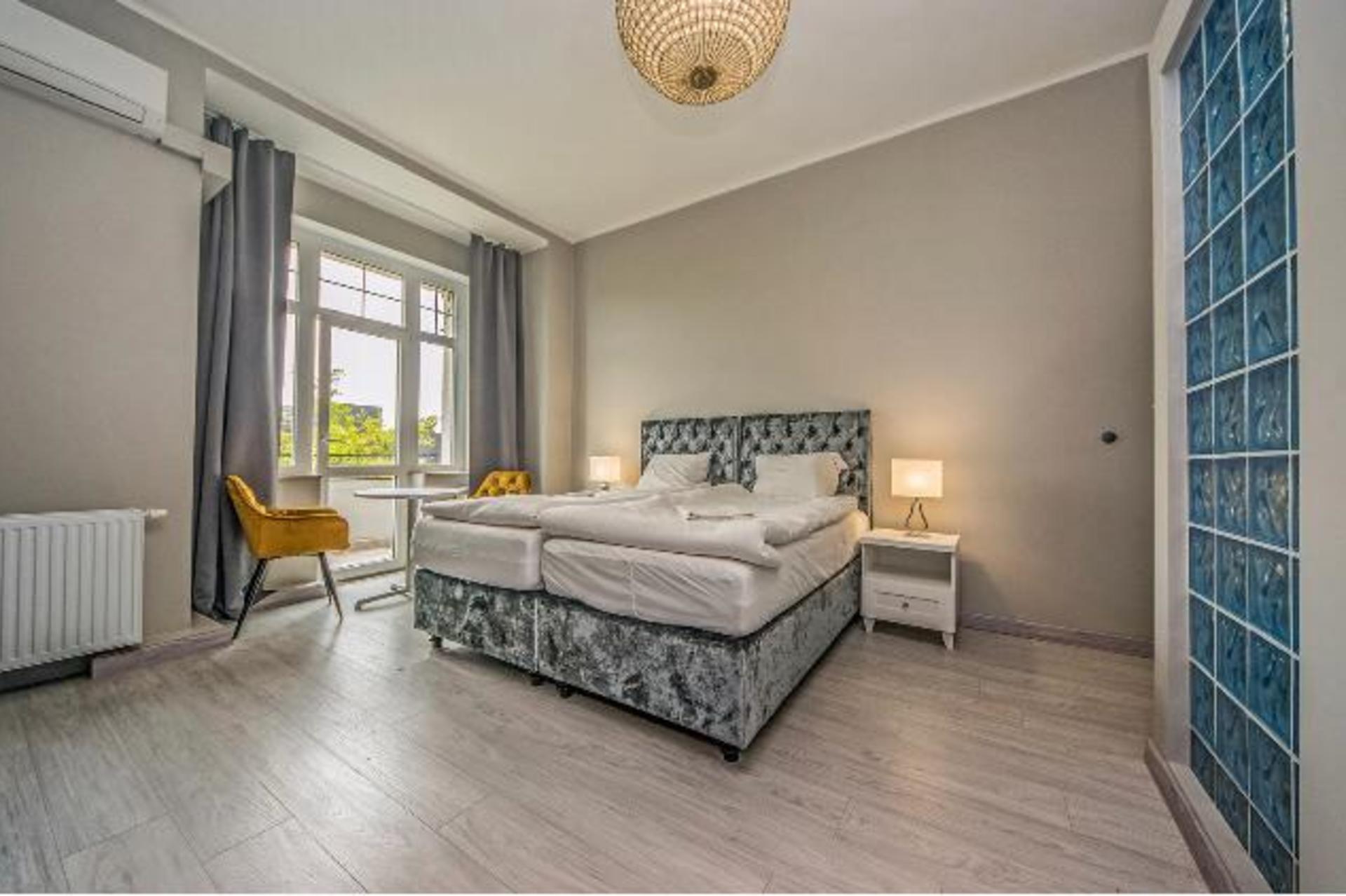 Grand Apartments