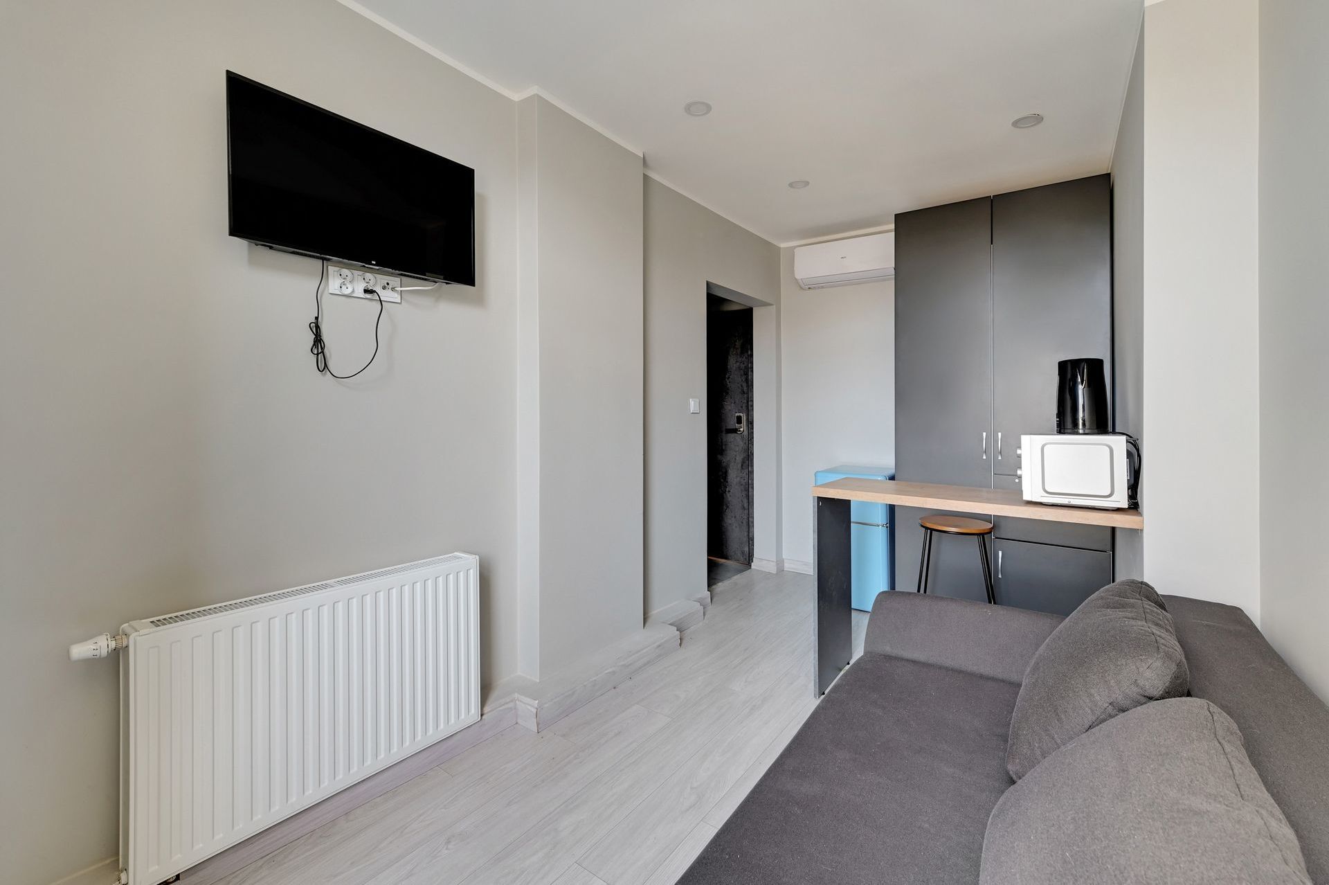Grand Apartments