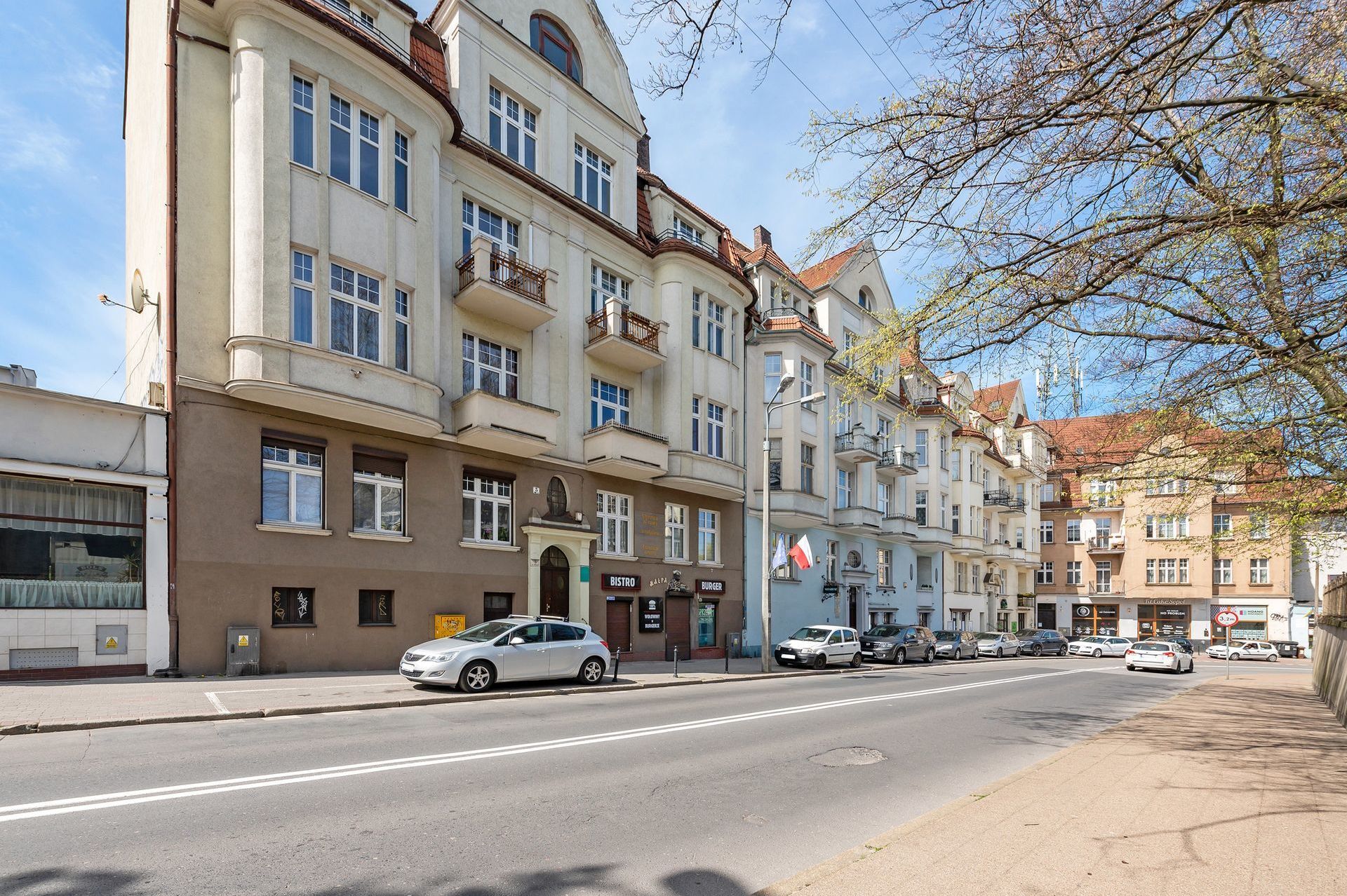 Grand Apartments