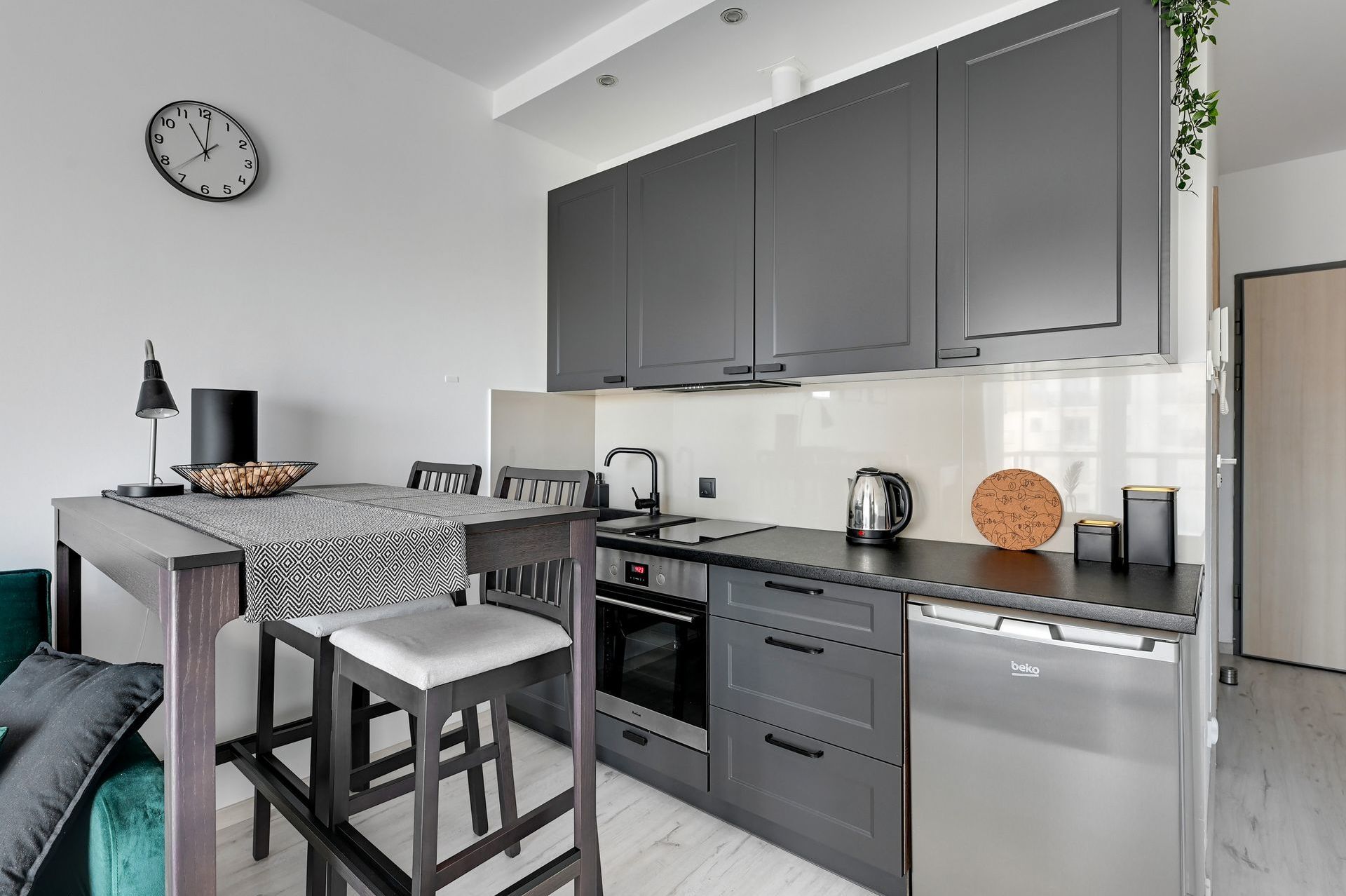 Grand Apartments