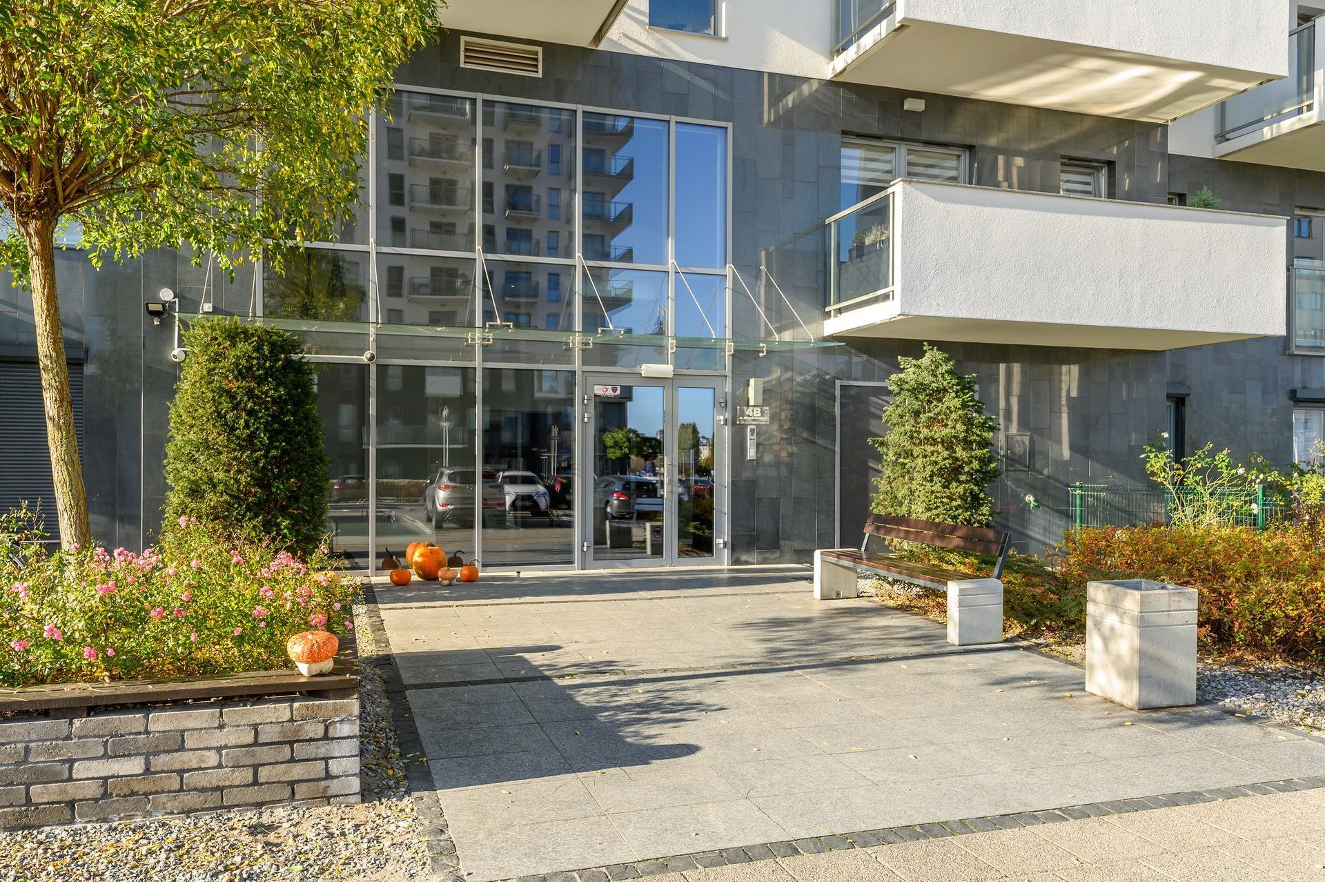 Grand Apartments