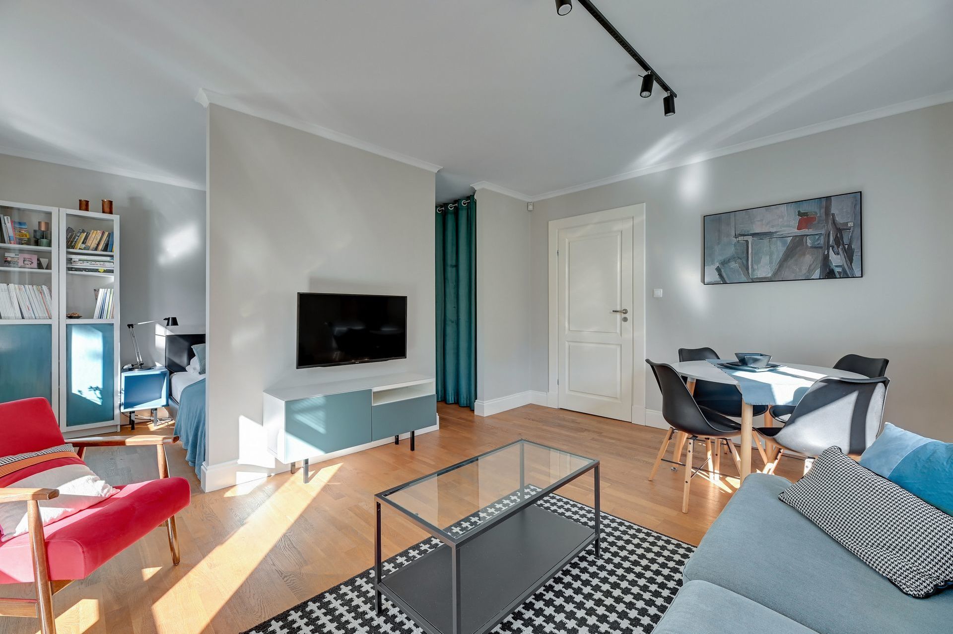 Grand Apartments