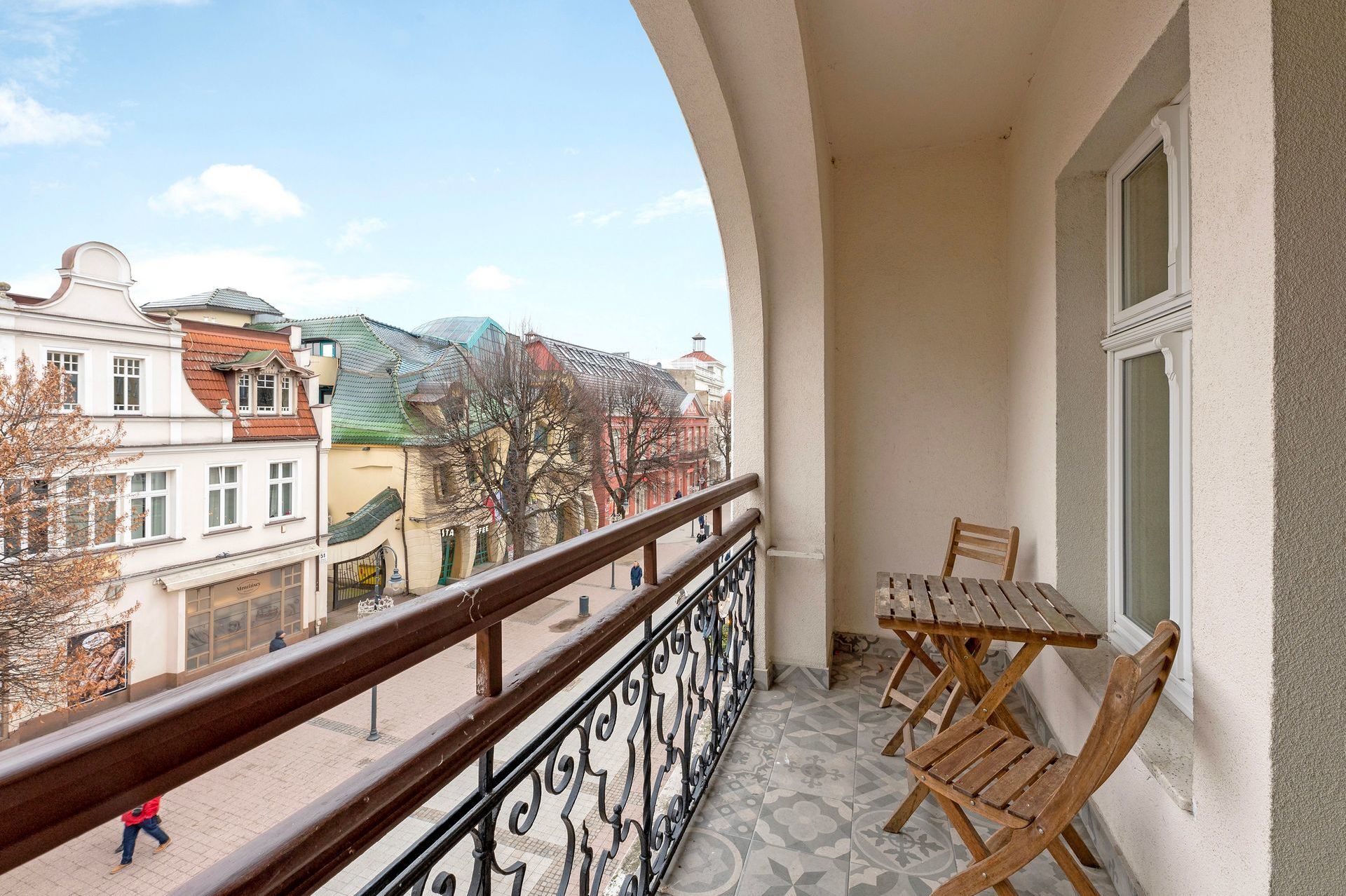 Grand Apartments