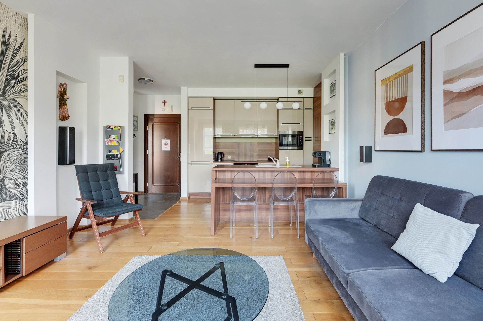 Grand Apartments