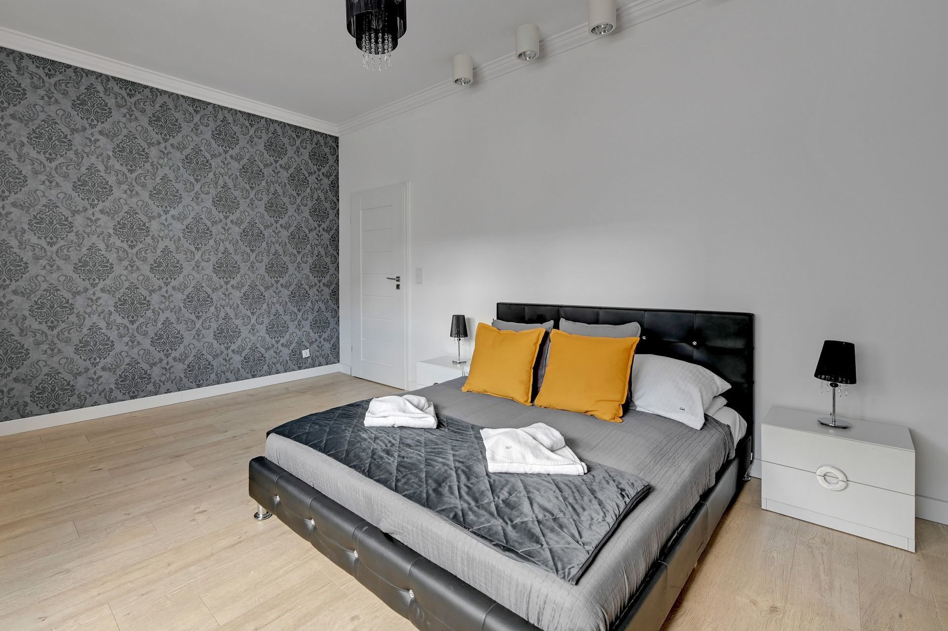 Grand Apartments