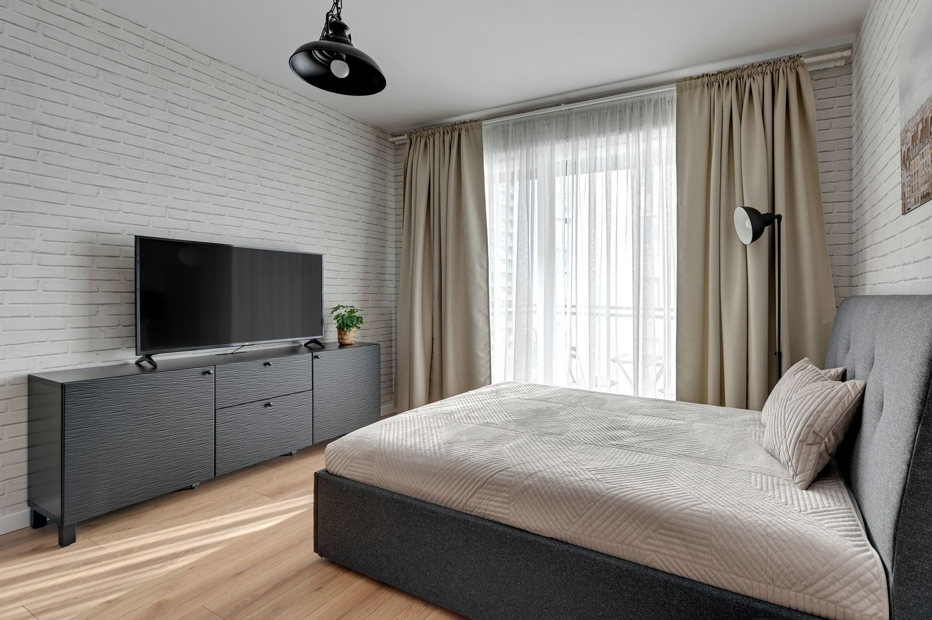 Grand Apartments