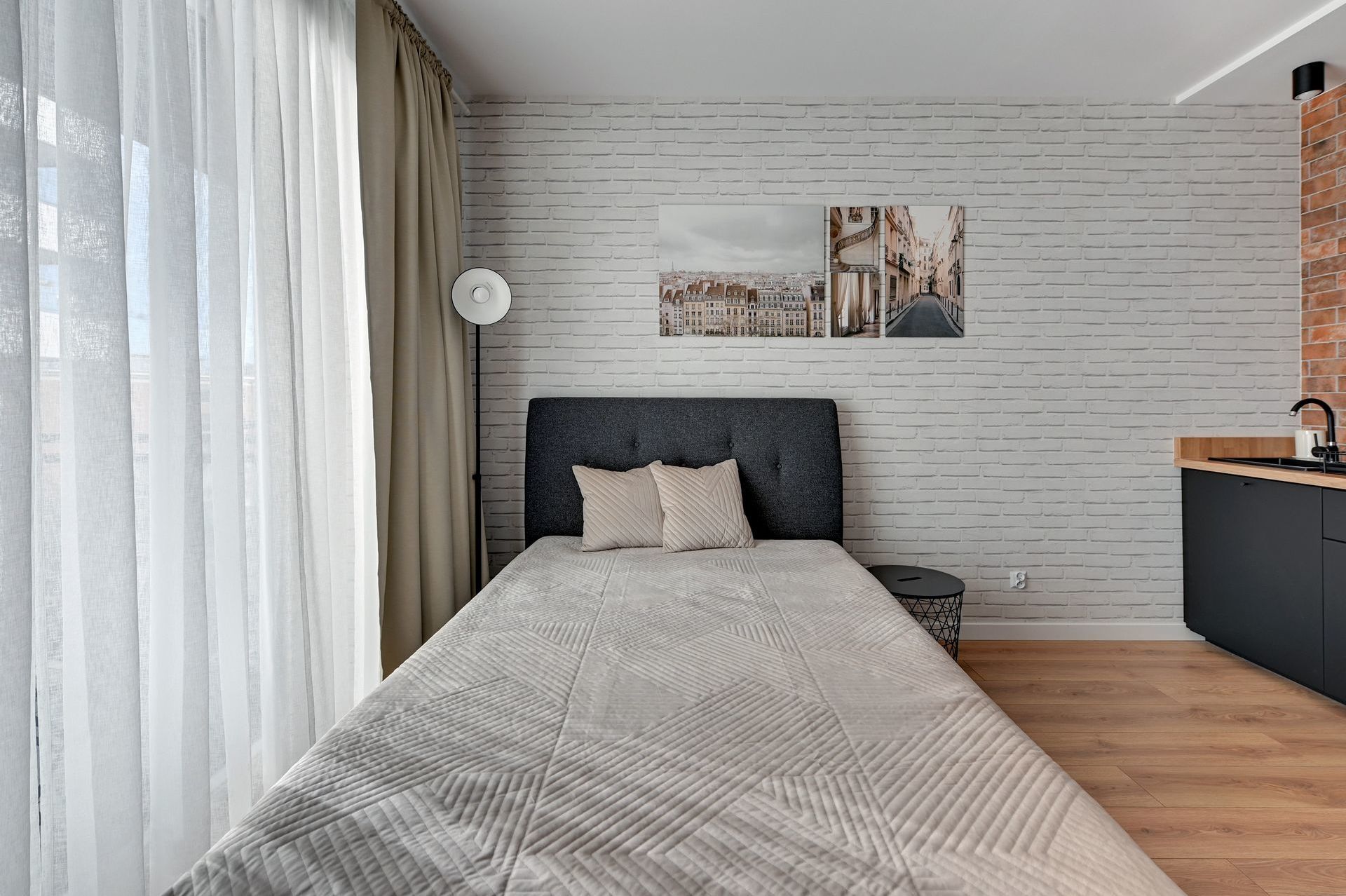 Grand Apartments