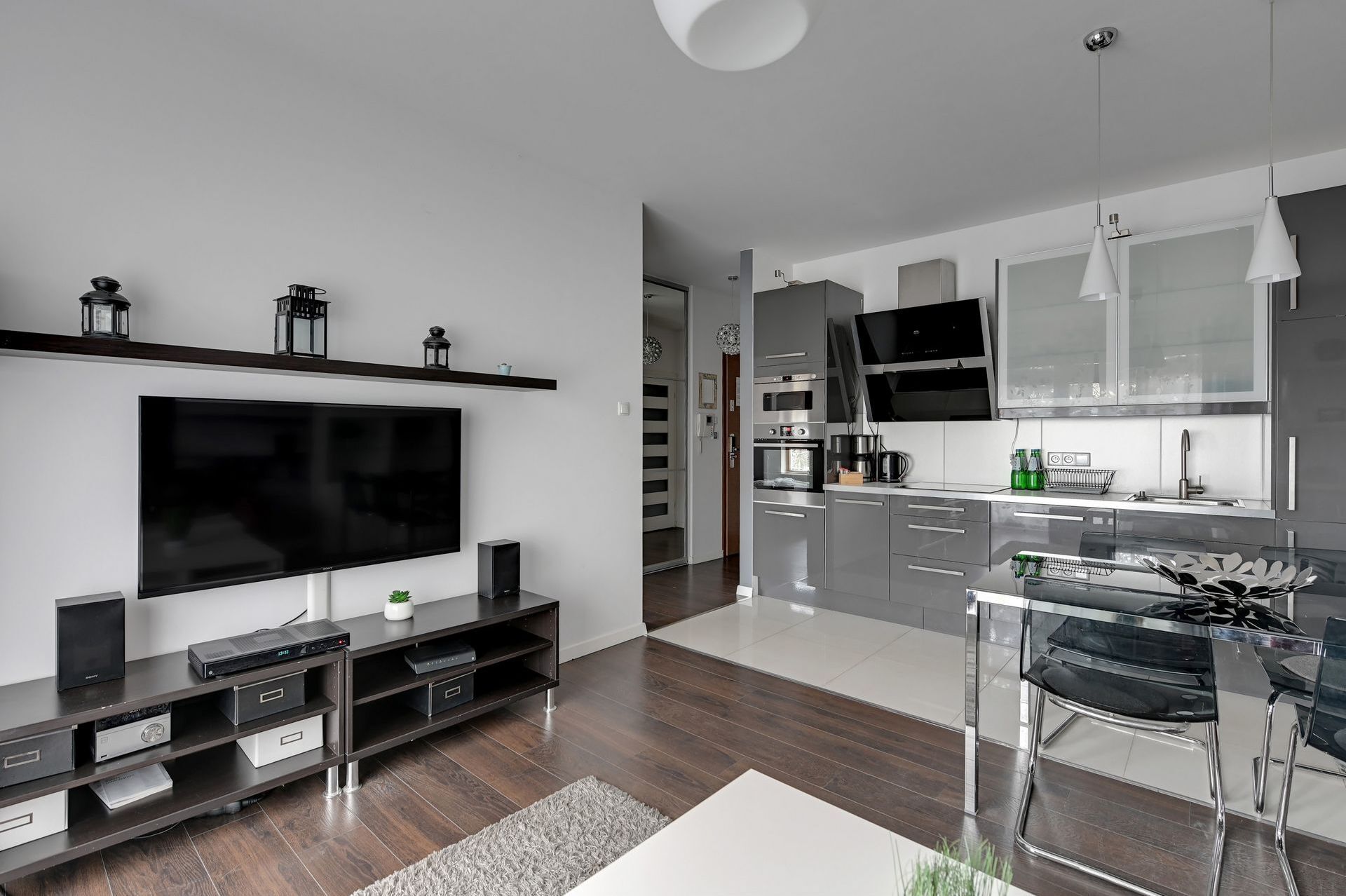Grand Apartments