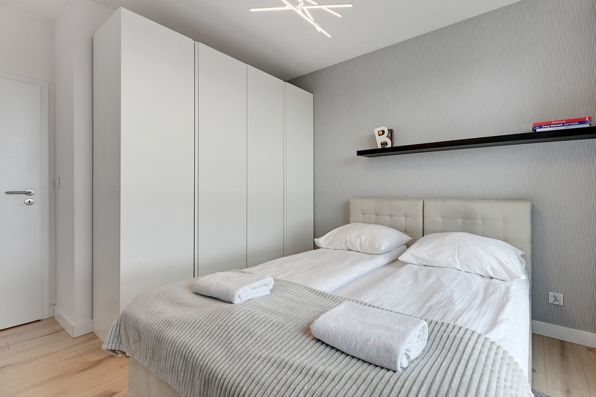 Grand Apartments