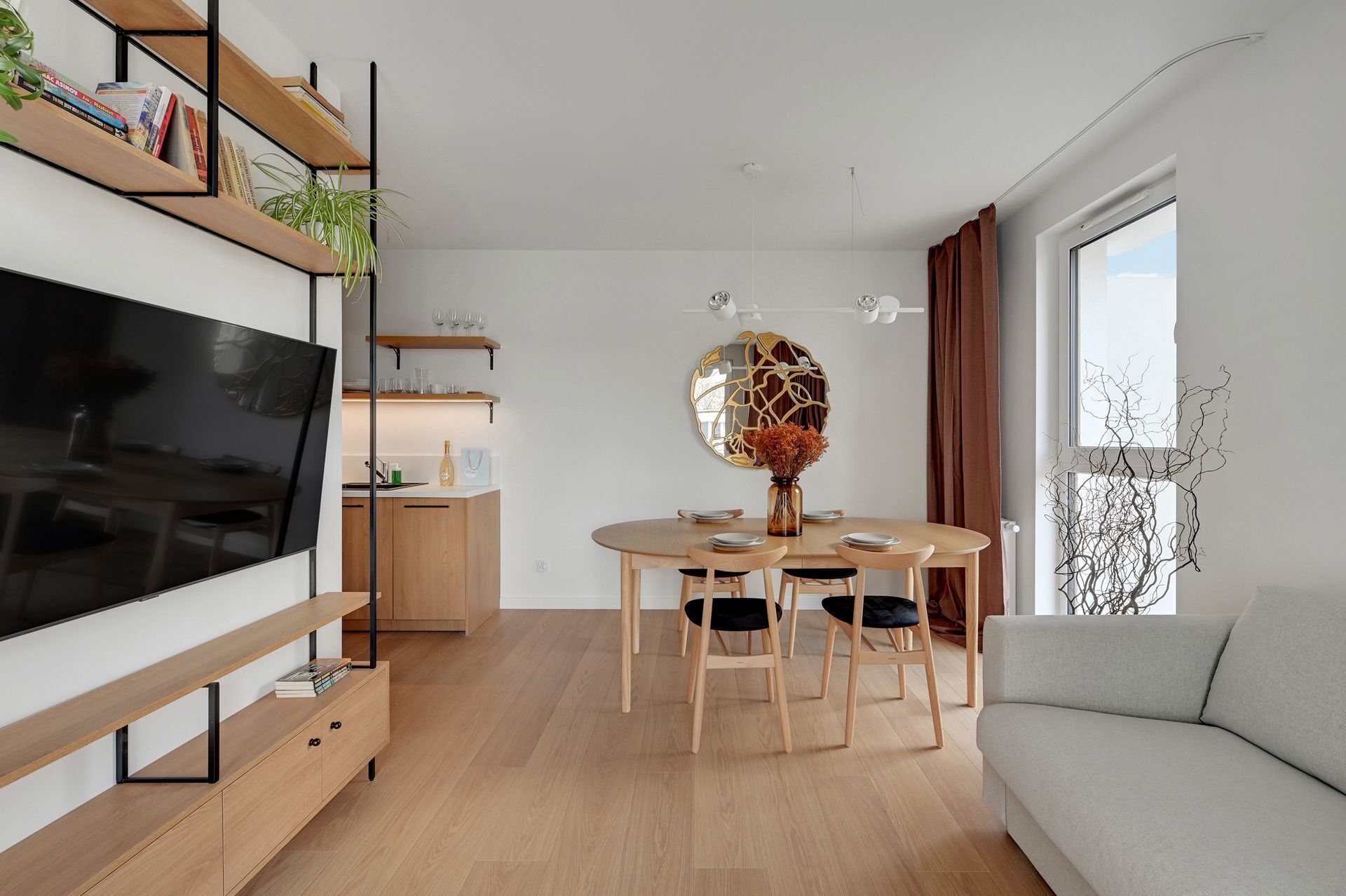 Grand Apartments