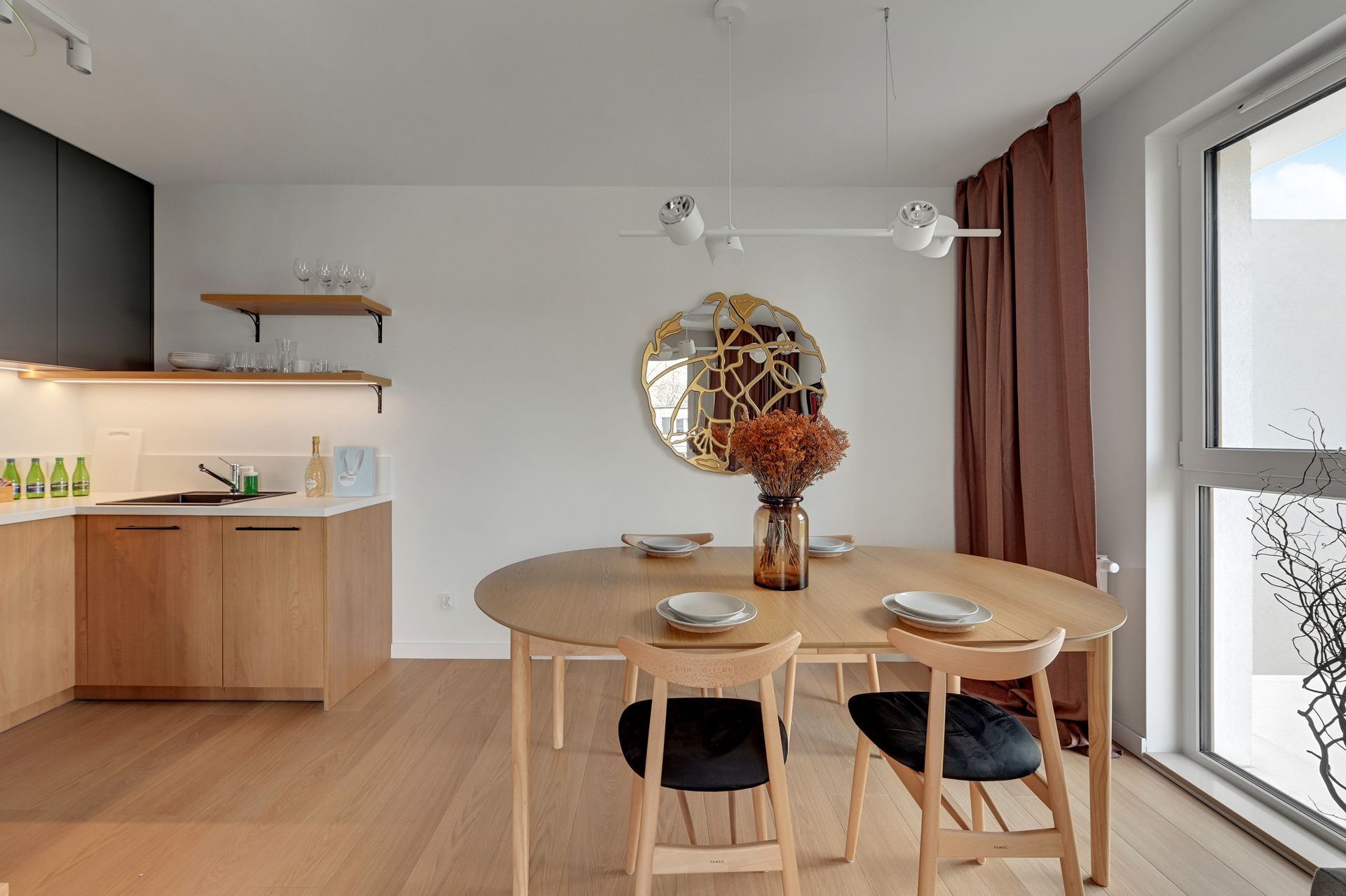 Grand Apartments