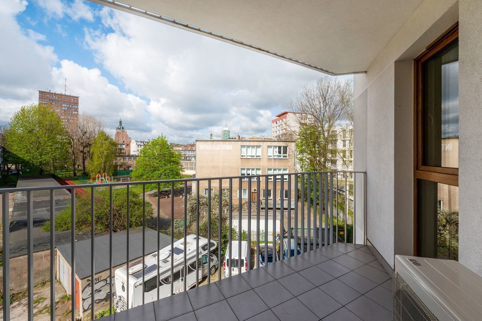 Grand Apartments