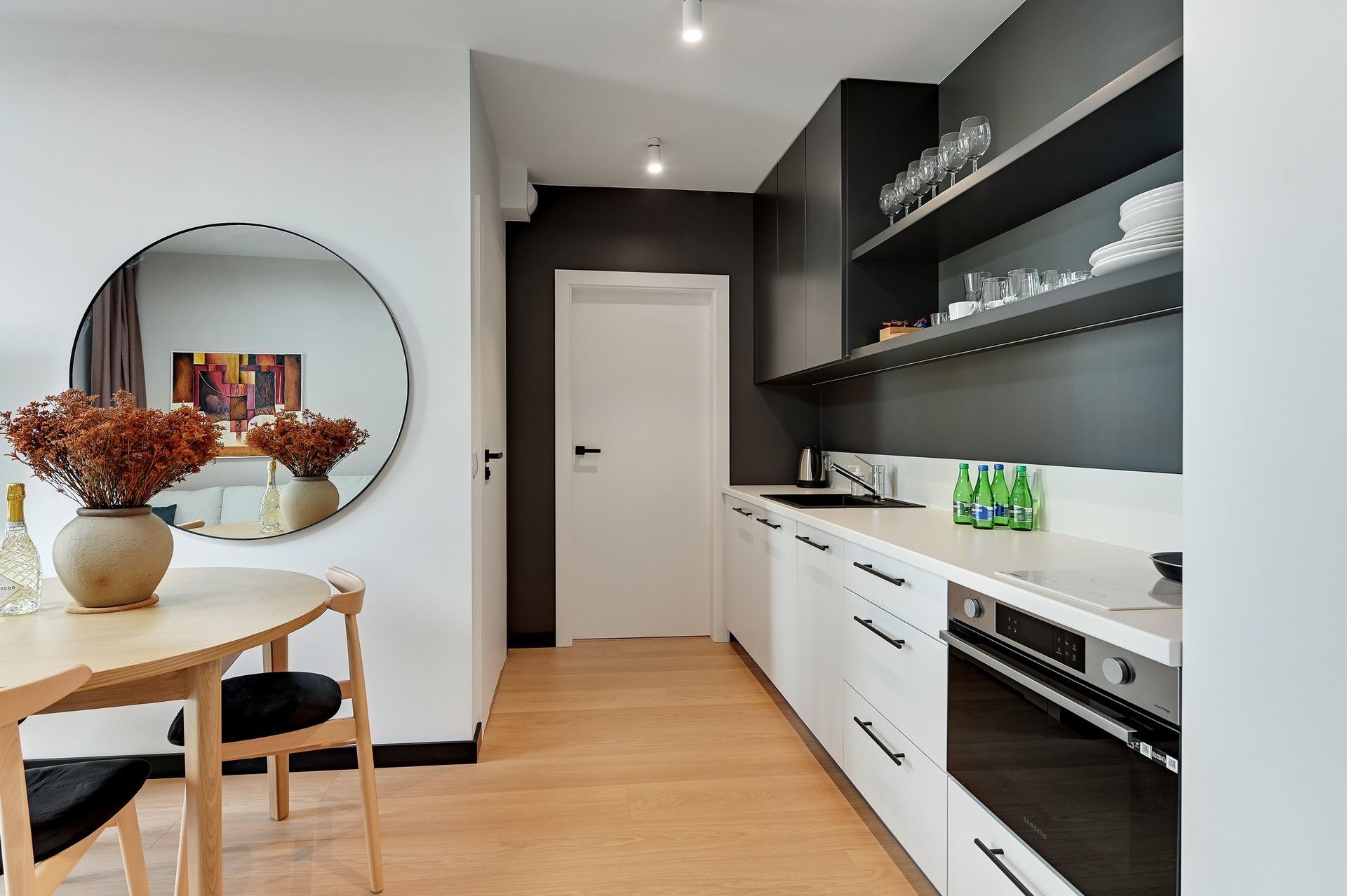 Grand Apartments