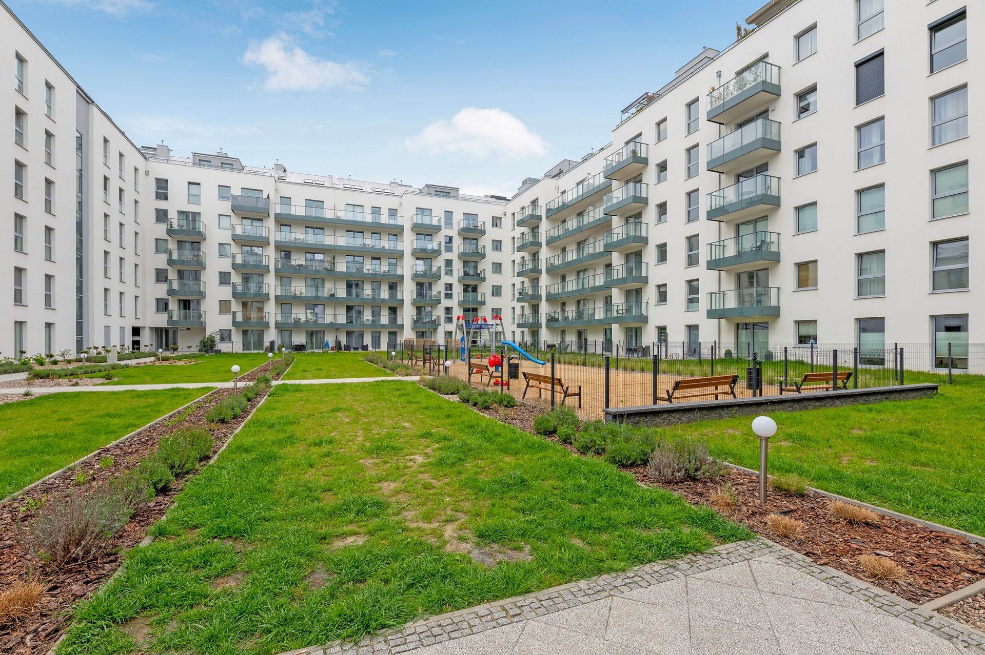 Grand Apartments