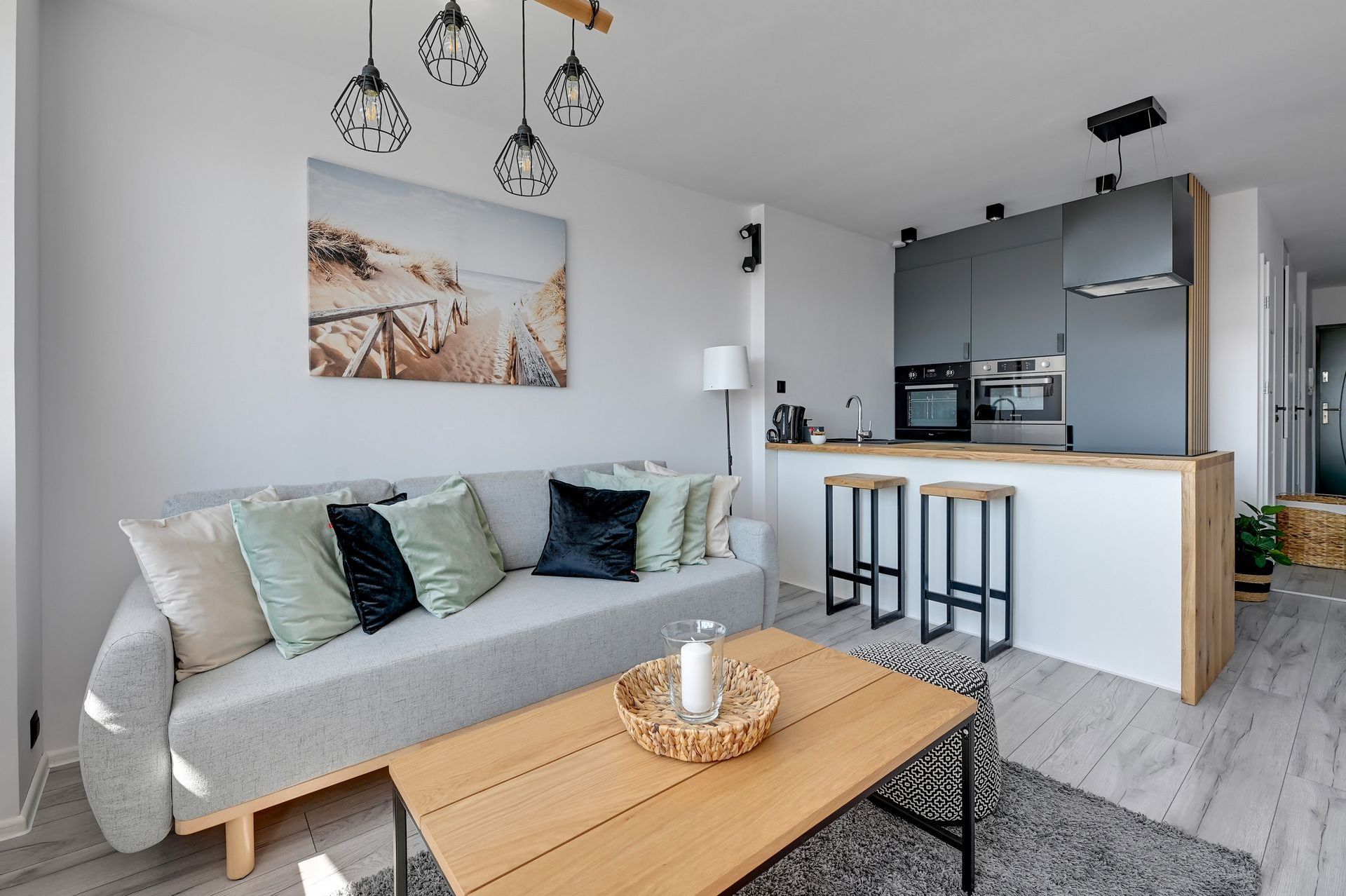 Grand Apartments