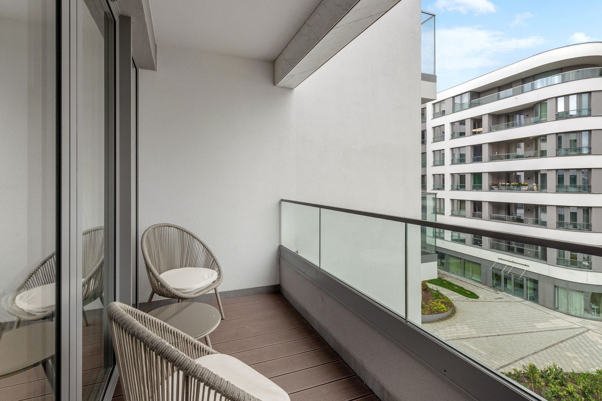 Grand Apartments