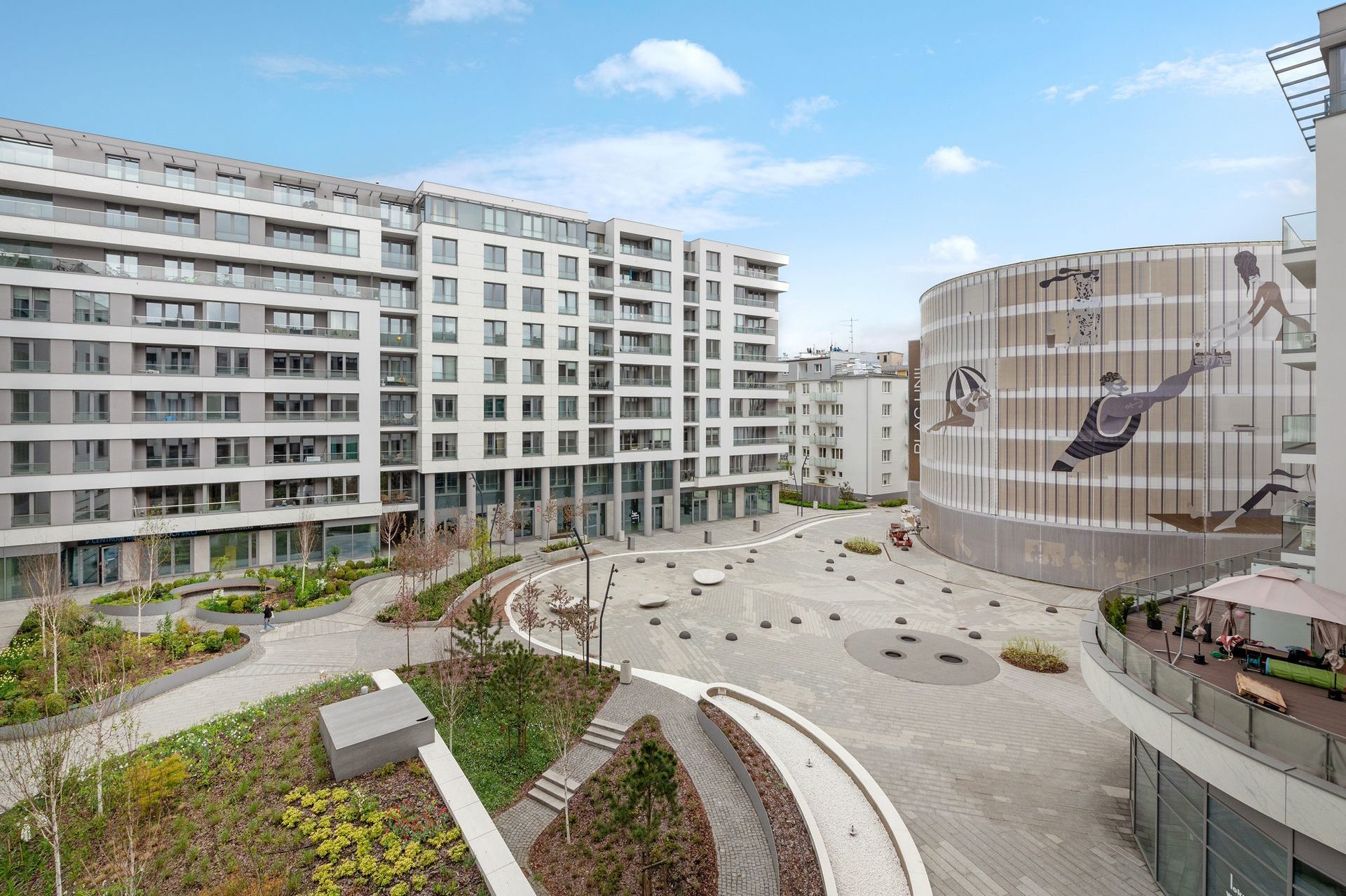 Grand Apartments