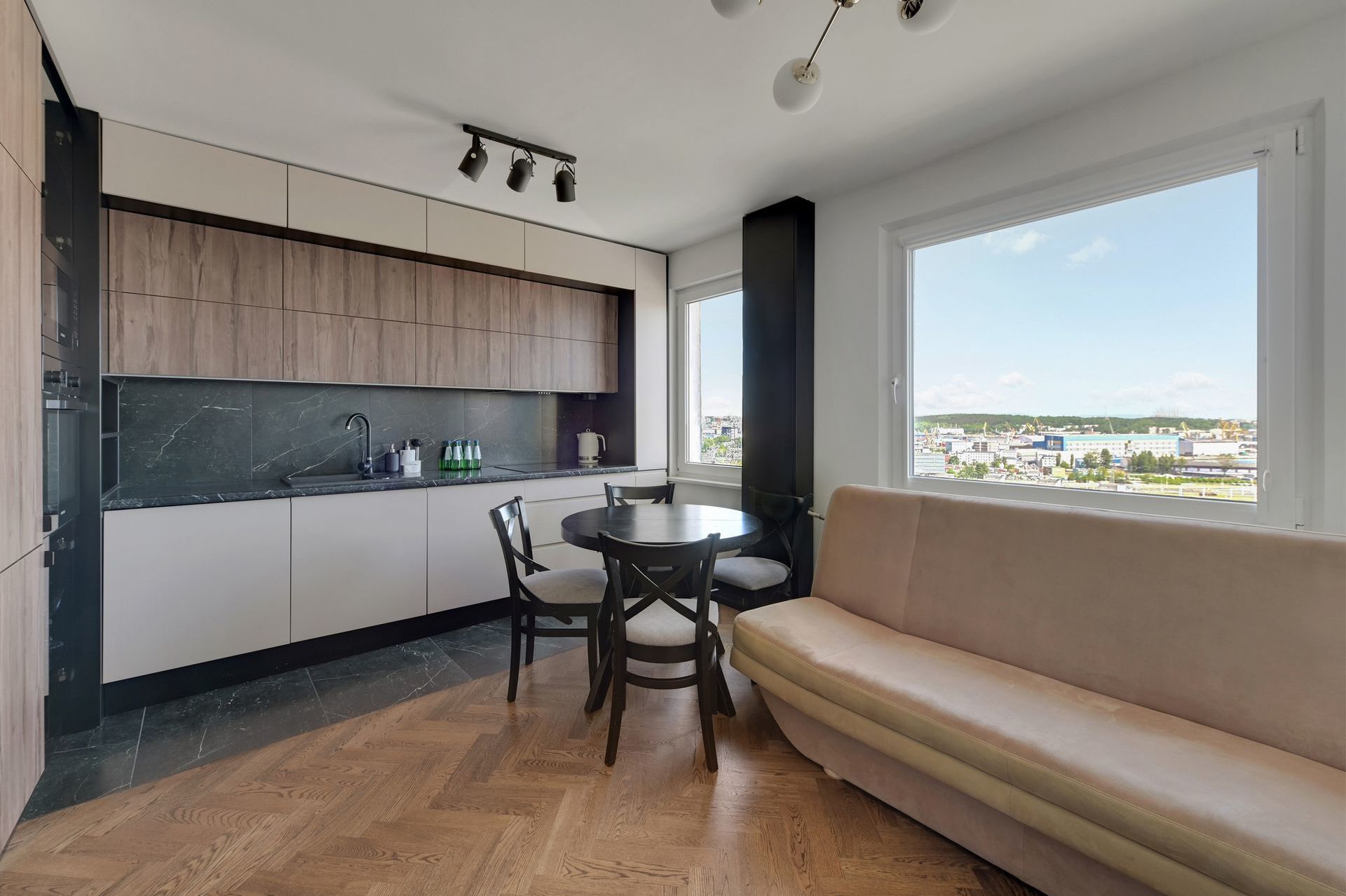 Grand Apartments