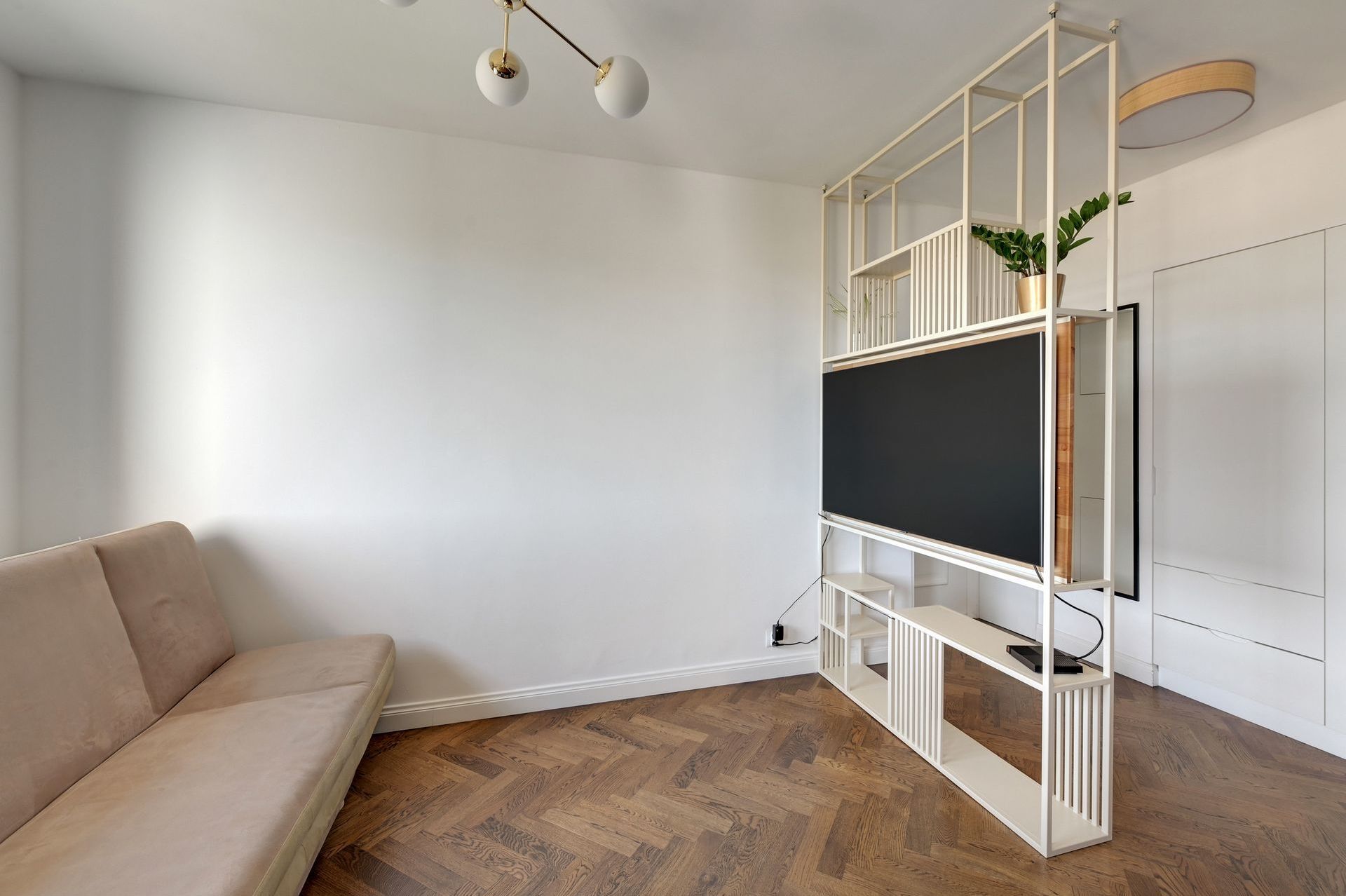 Grand Apartments
