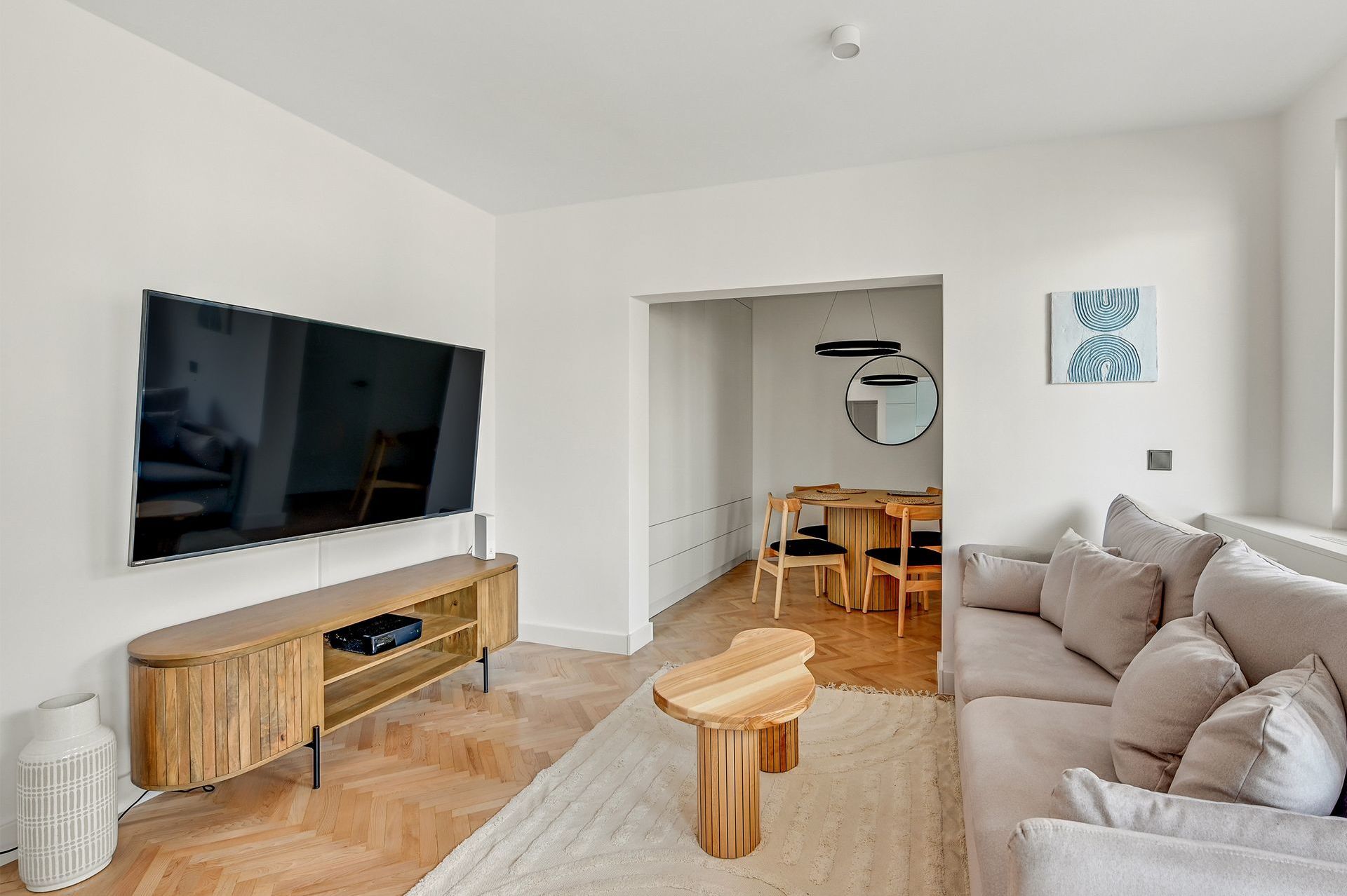 Grand Apartments