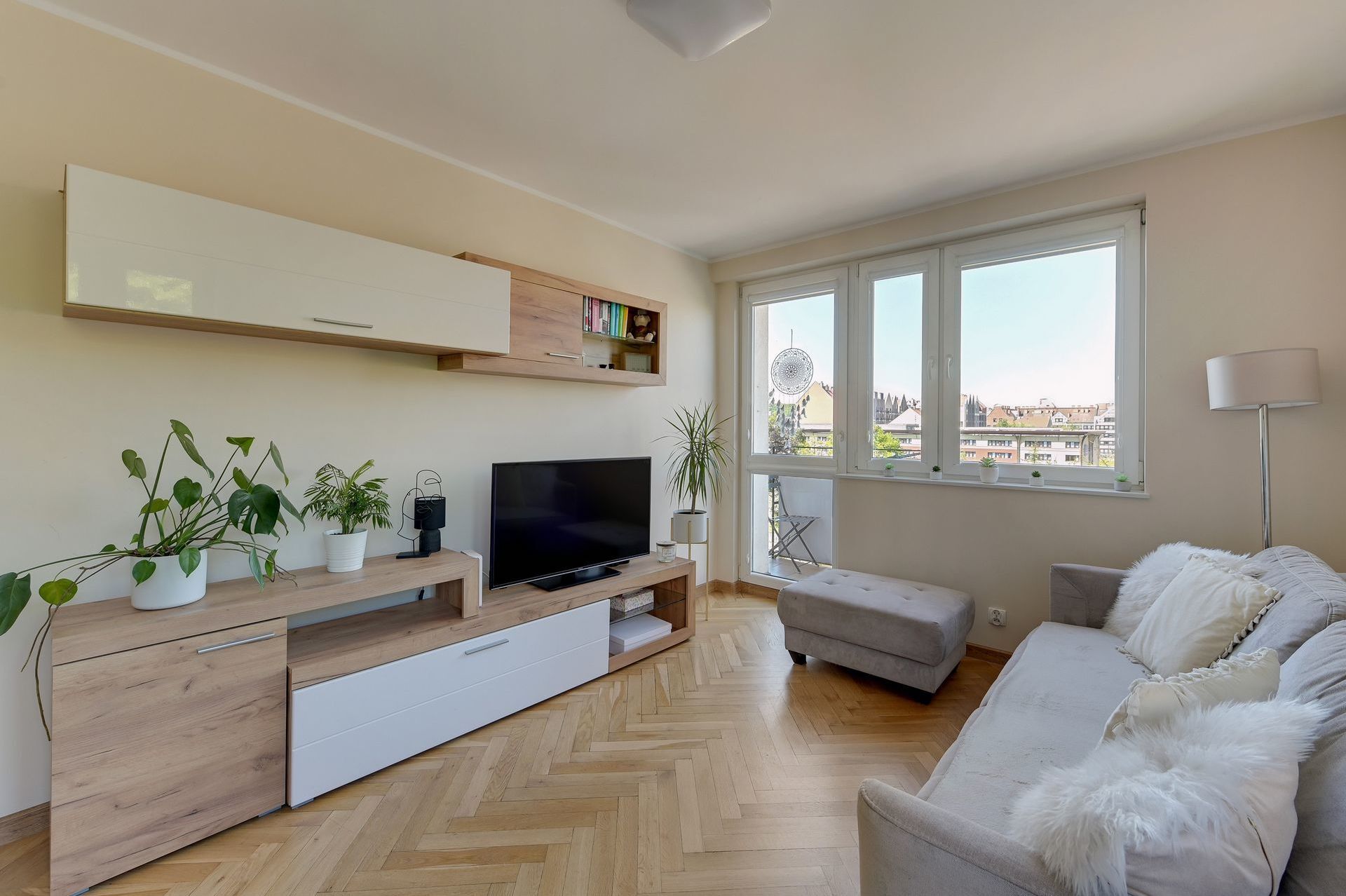 Grand Apartments