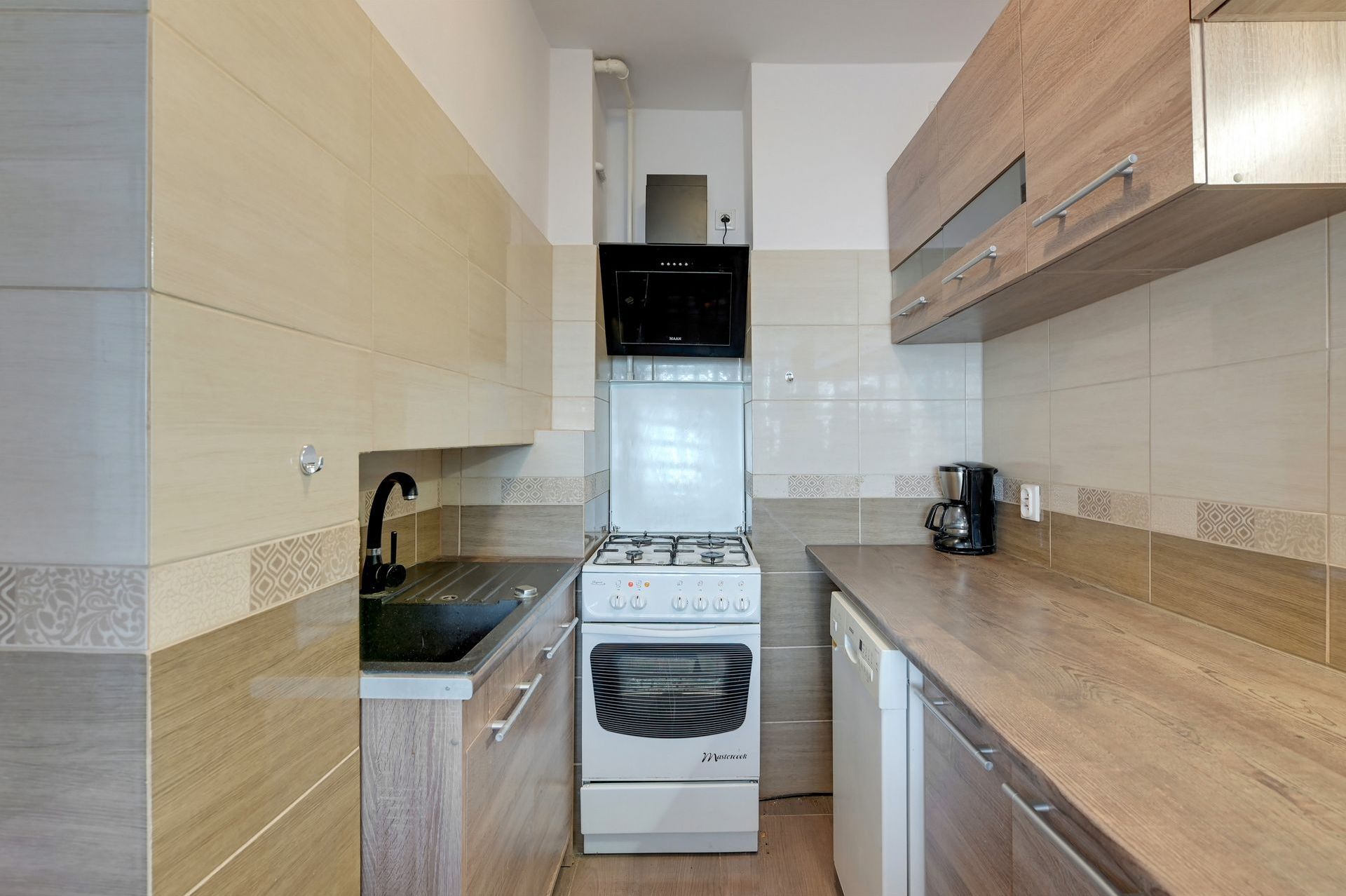 Grand Apartments