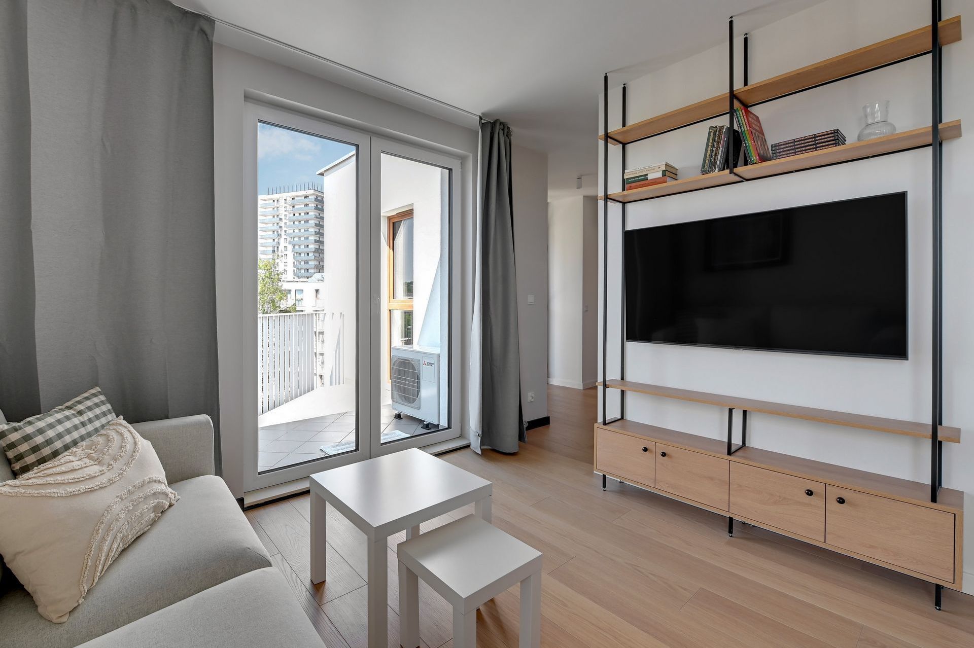 Grand Apartments