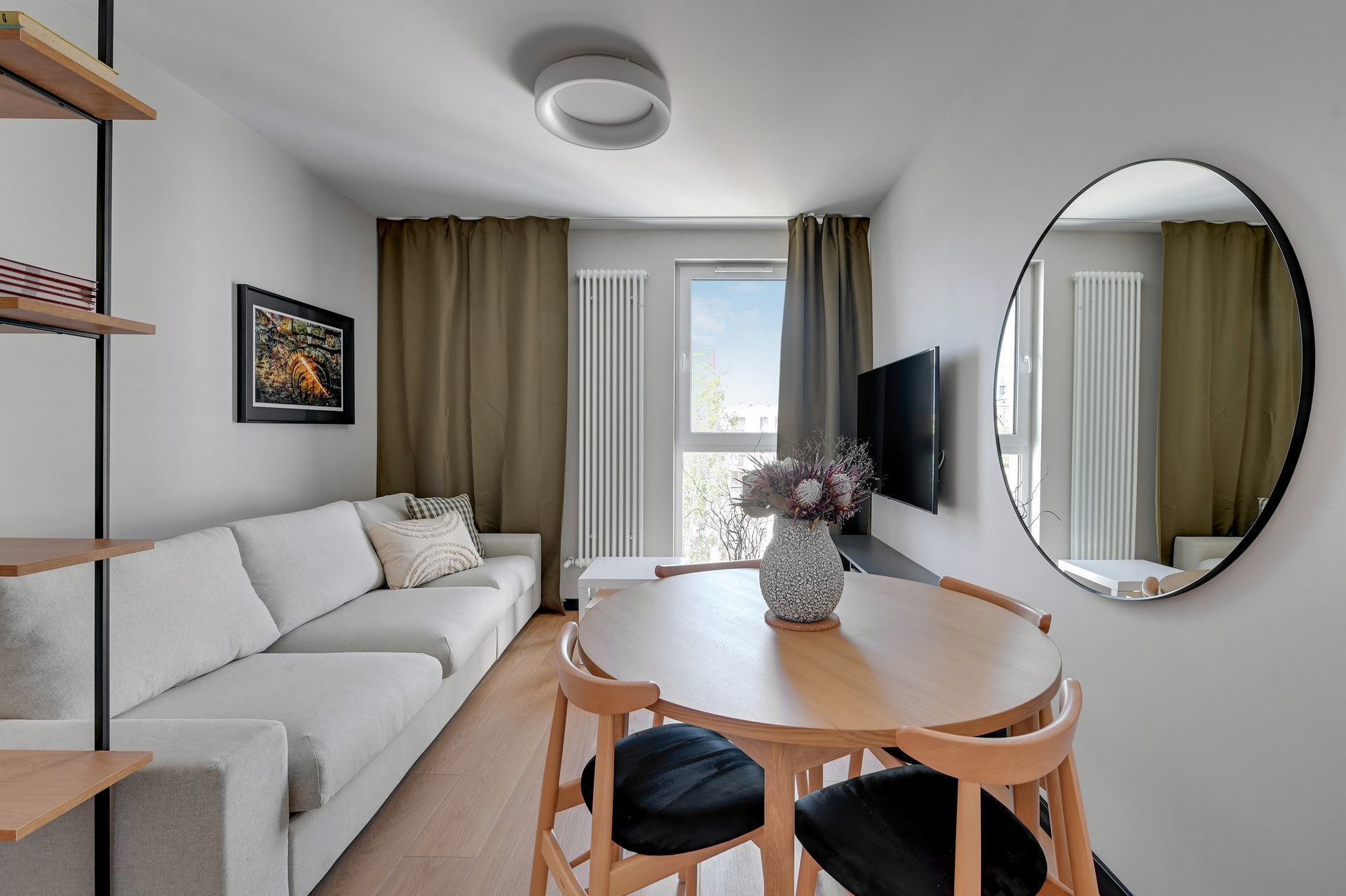 Grand Apartments