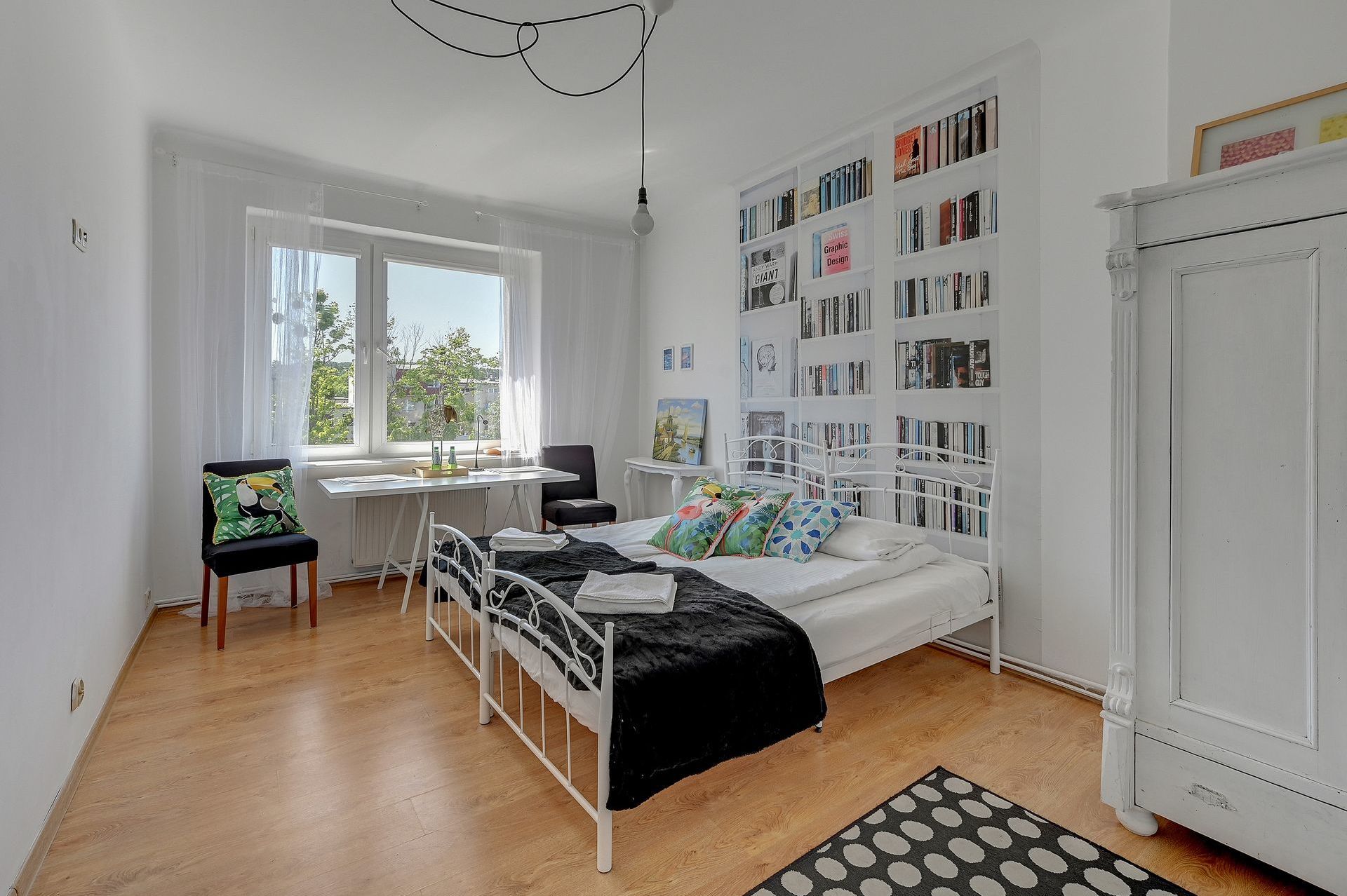 Grand Apartments